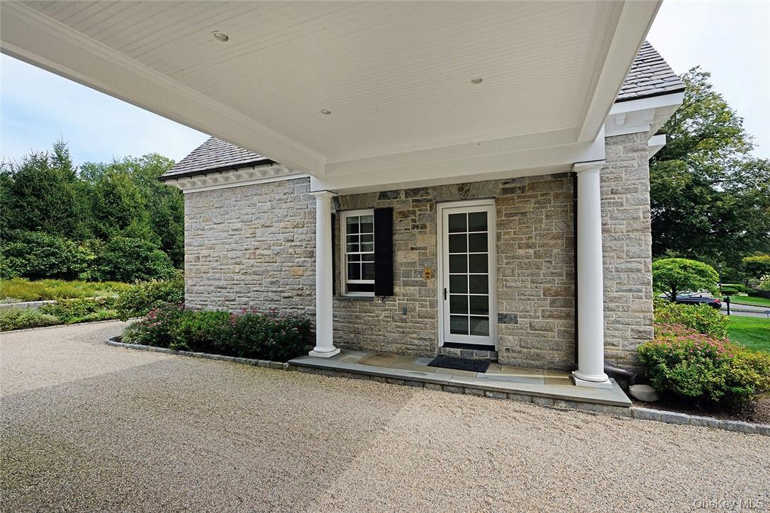 #19 photo, 21 Lincoln Lane, Purchase , NY 10577