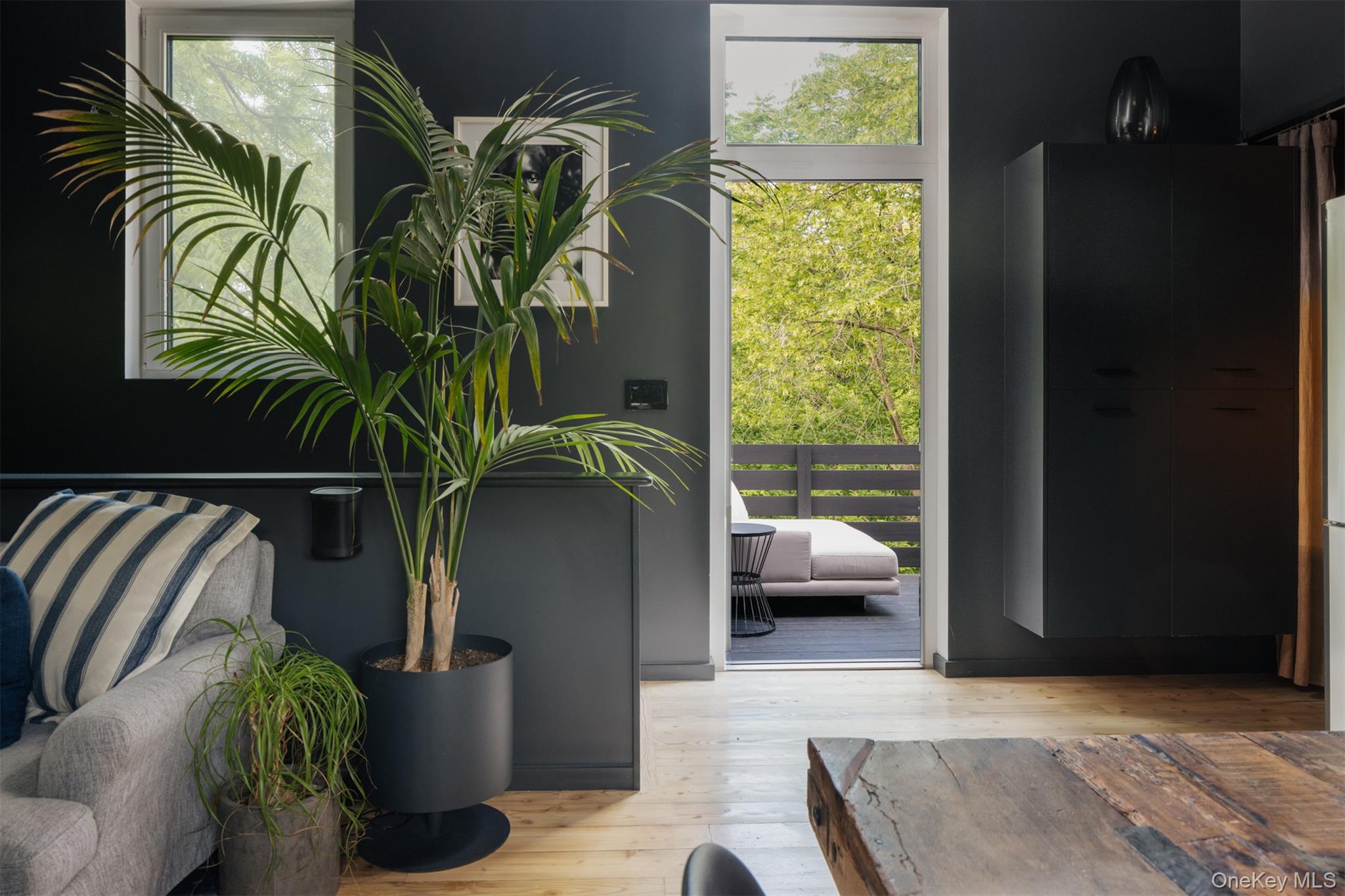 #4 photo, 402 Washington Street, Hudson , NY 12534