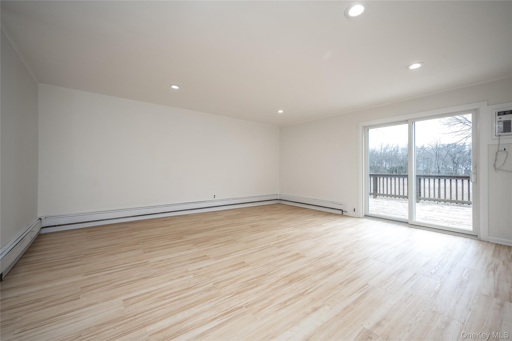 #16 photo, 14 Deane Place, Larchmont , NY 10538