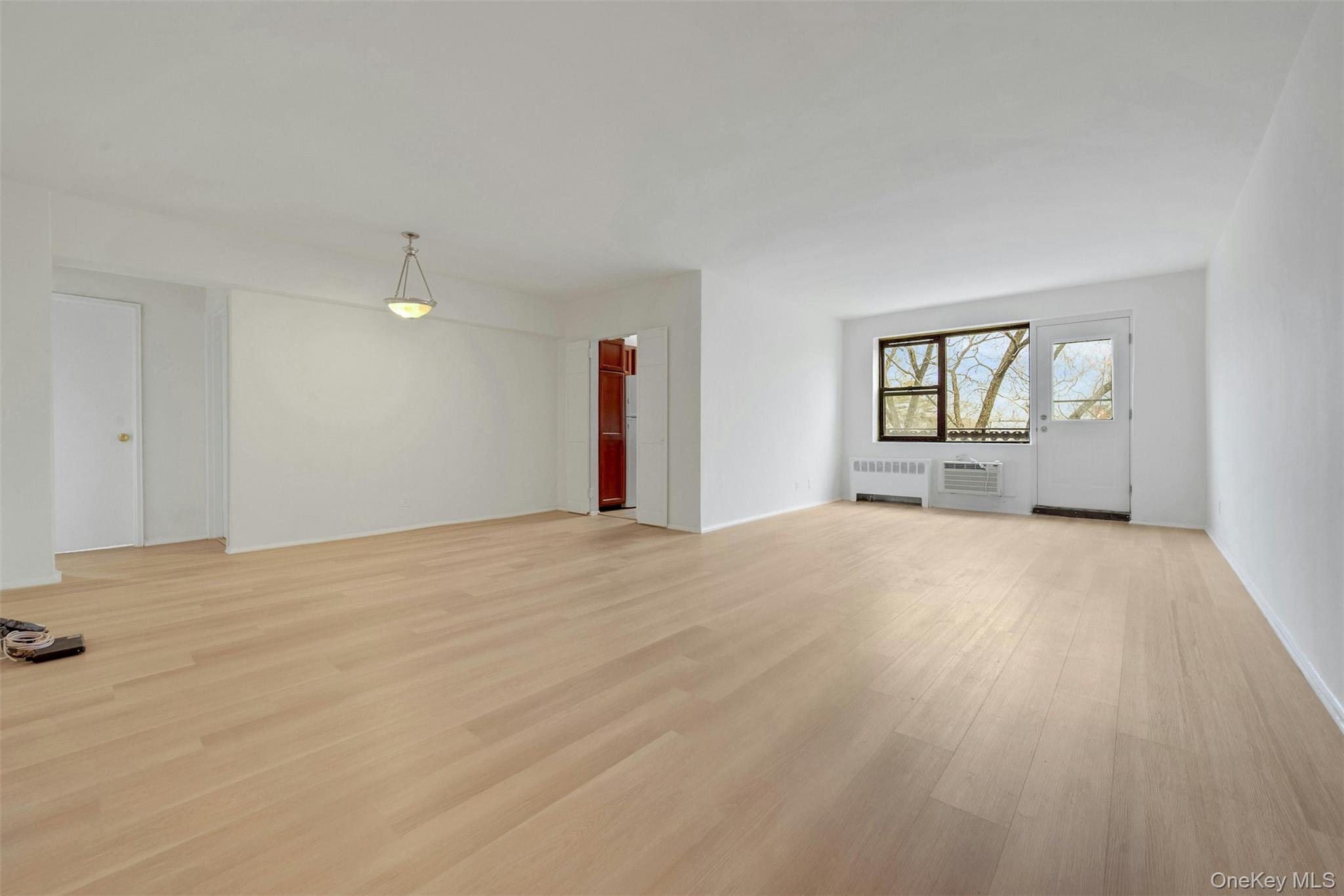 #1 photo, 620 Pelham Road, New Rochelle , NY 10805