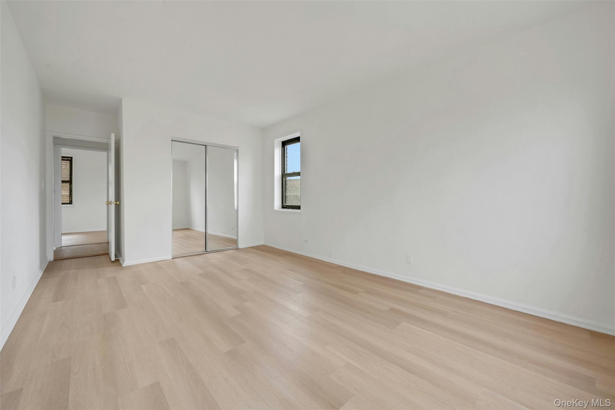 #11 photo, 620 Pelham Road, New Rochelle , NY 10805