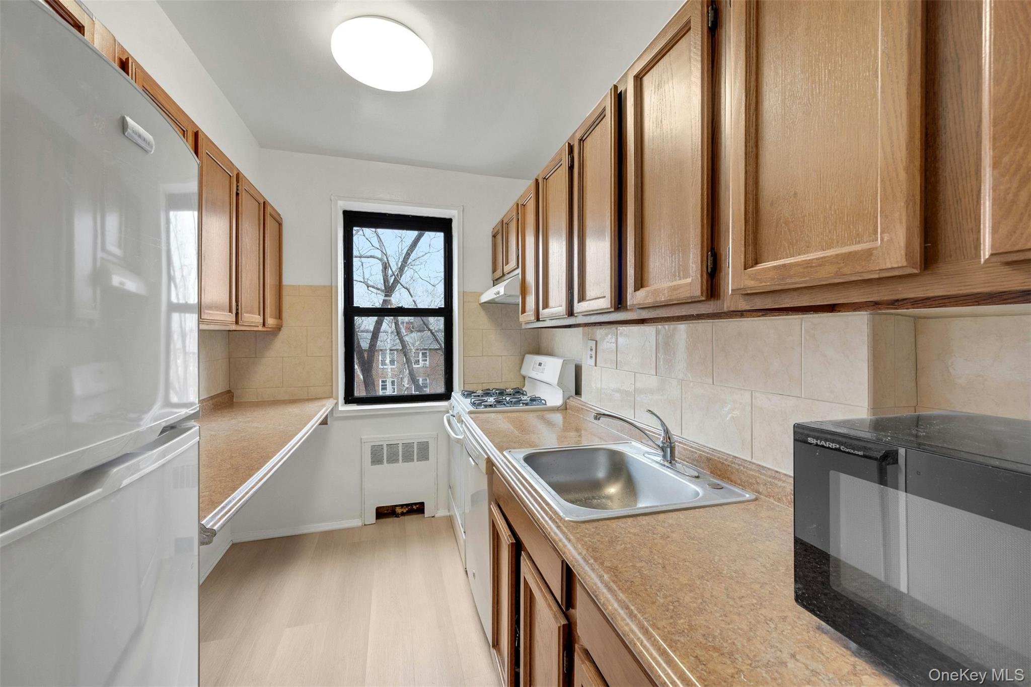 #8 photo, 620 Pelham Road, New Rochelle , NY 10805