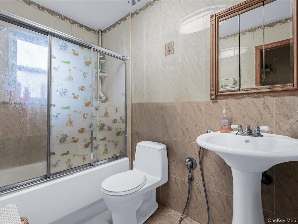 #11 photo, 97-36 110 Street, كوينز Richmond Hill , NY 11419