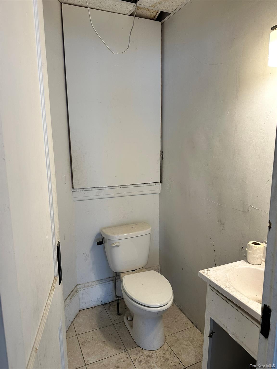 #5 photo, 44-29 Douglaston Parkway, Douglaston , NY 11363