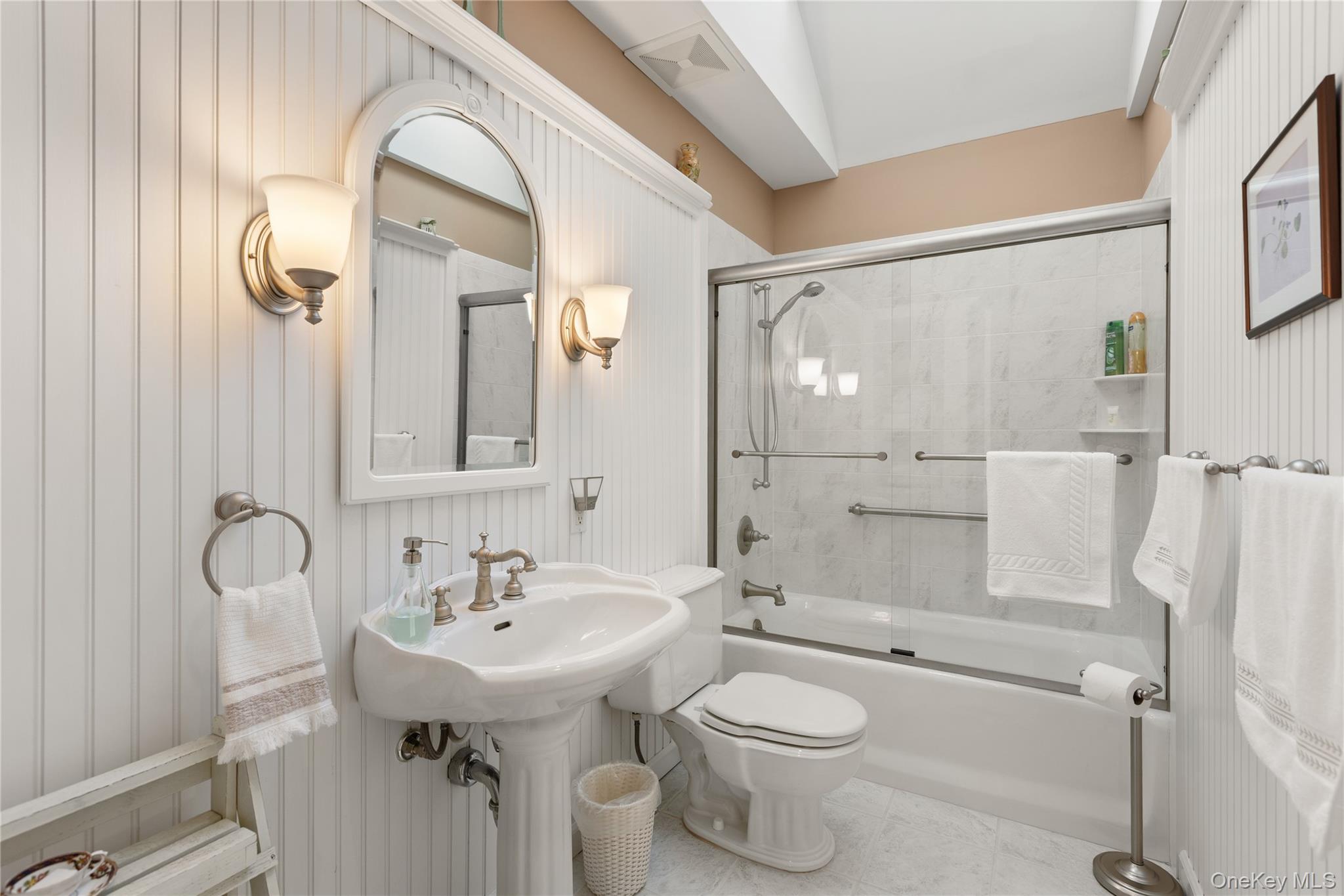 #10 photo, 5A Bay Road, East Patchogue , NY 11772