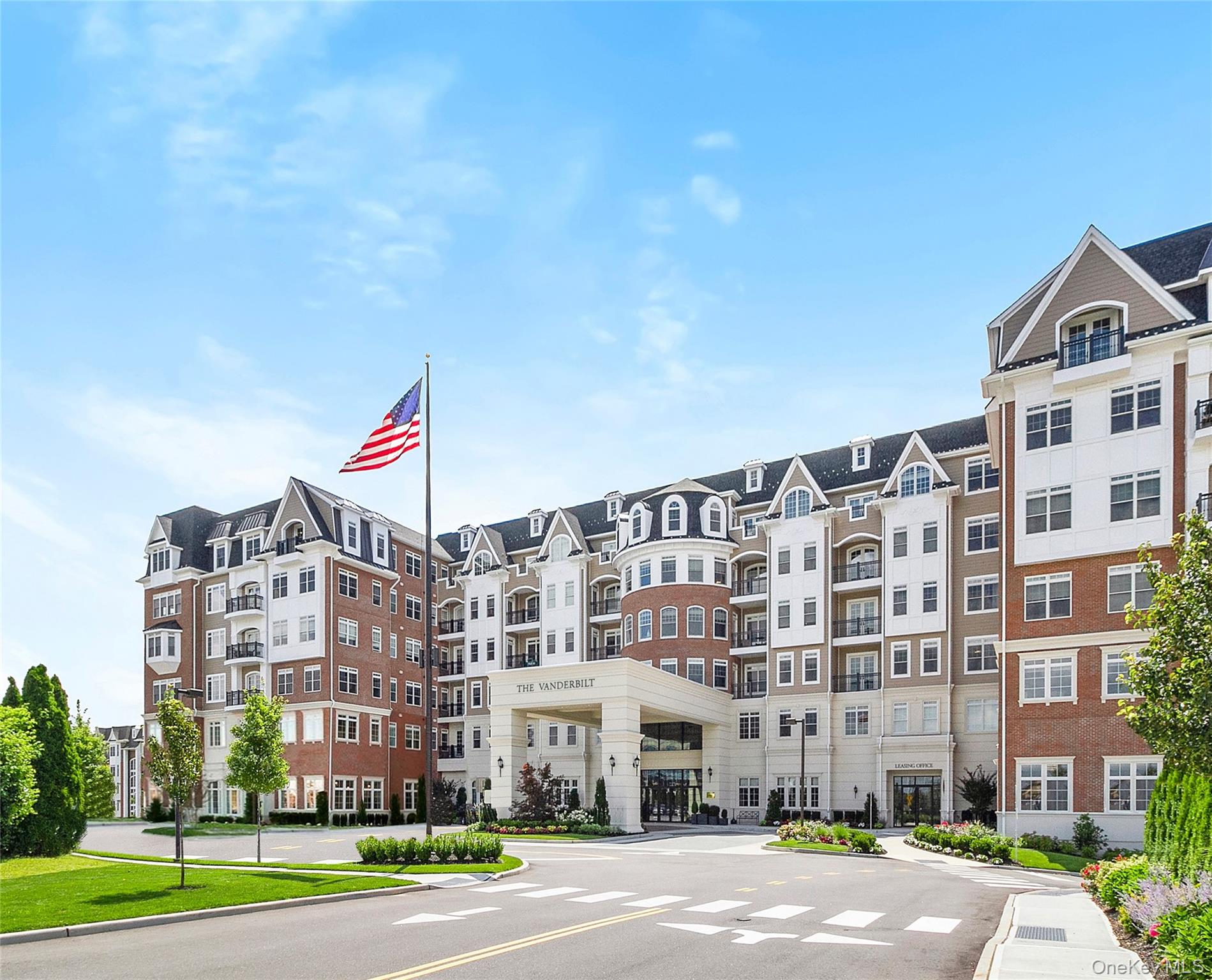 #1 photo, 990 Corporate Drive, Westbury , NY 11590