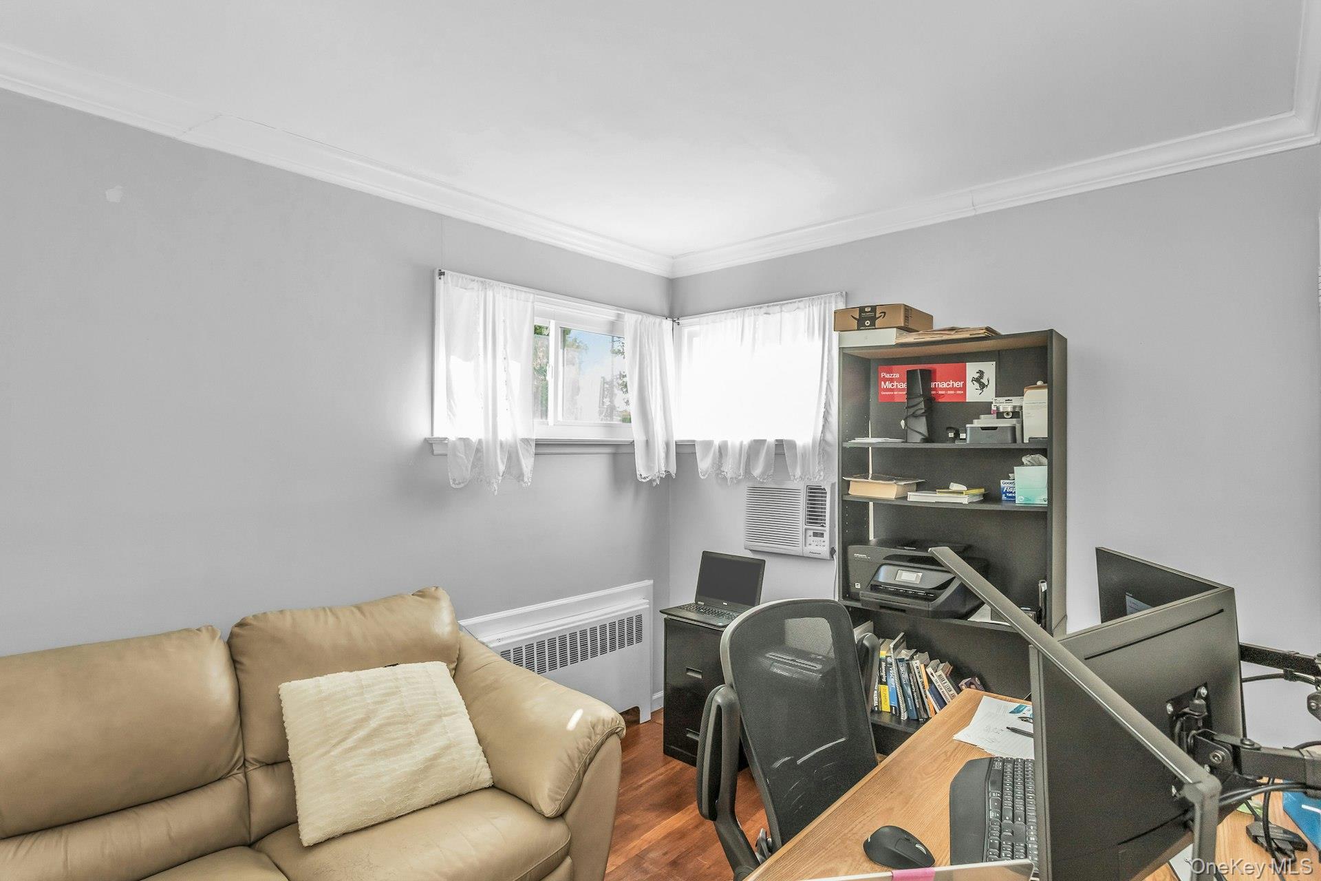 #10 photo, 17 Linwood Place, नासाउ काउंटी Massapequa Park , NY 11762