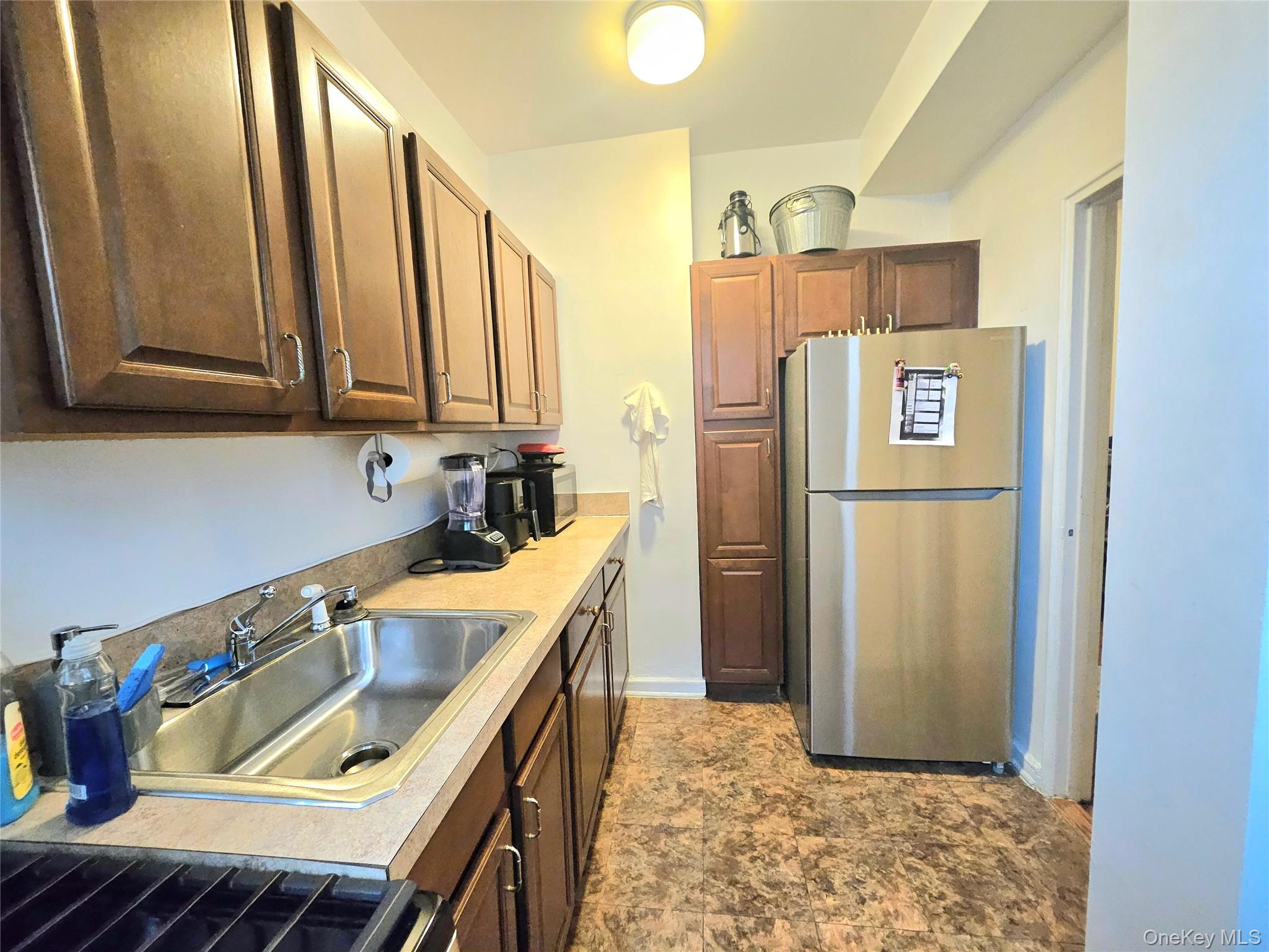 #11 photo, 112-25 34 Avenue, Corona , NY 11368