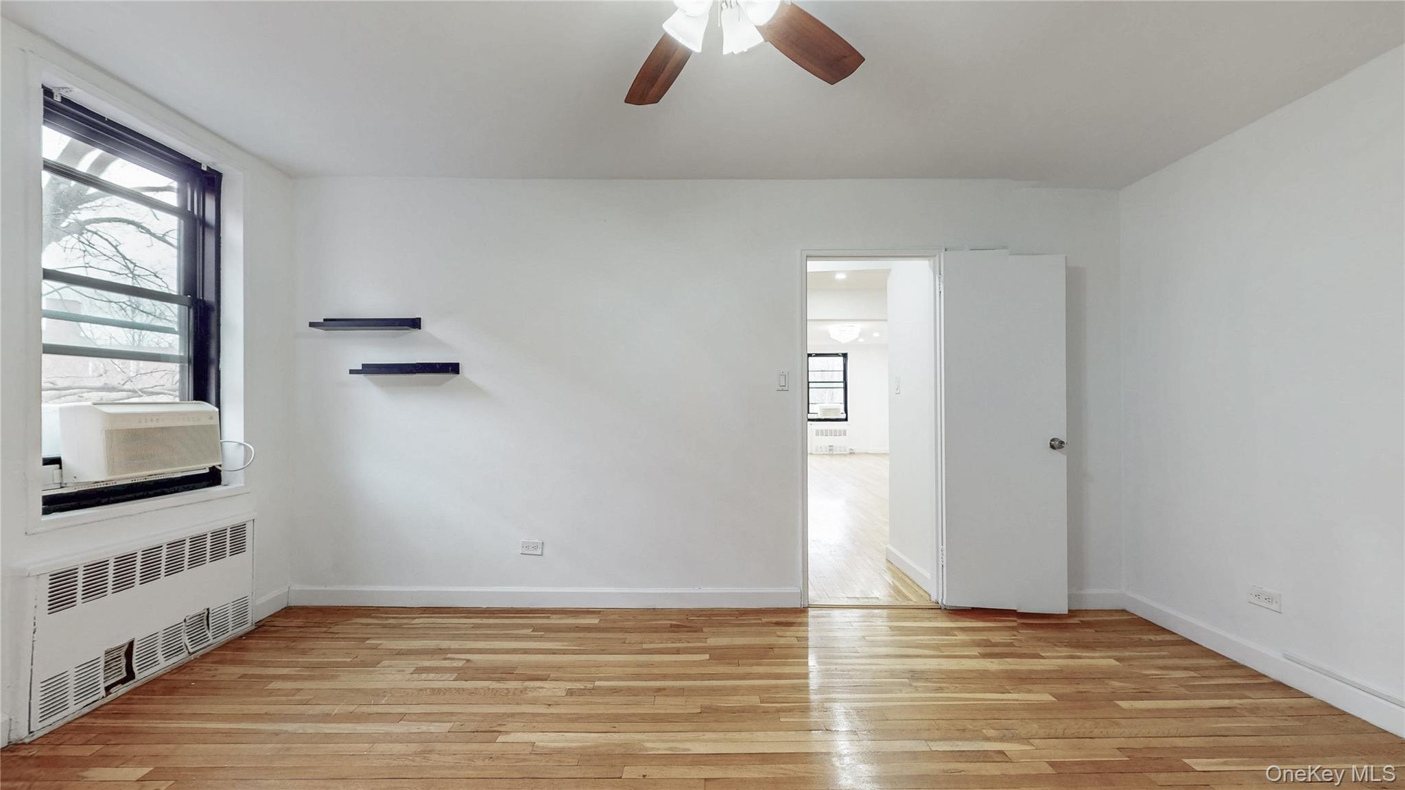 #20 photo, 139-15 83rd Avenue, कुईंस Briarwood , NY 11435