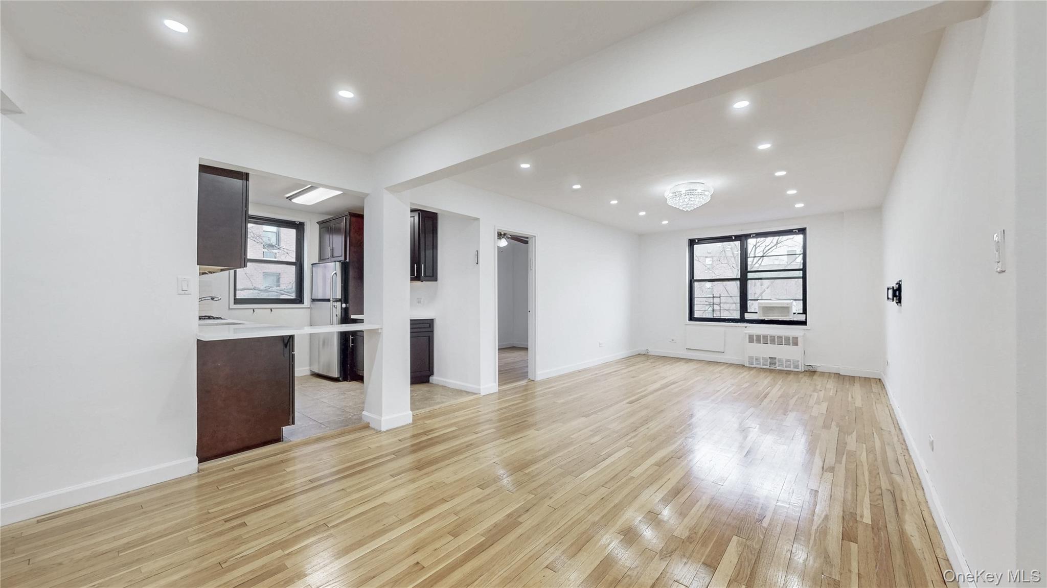 #3 photo, 139-15 83rd Avenue, कुईंस Briarwood , NY 11435