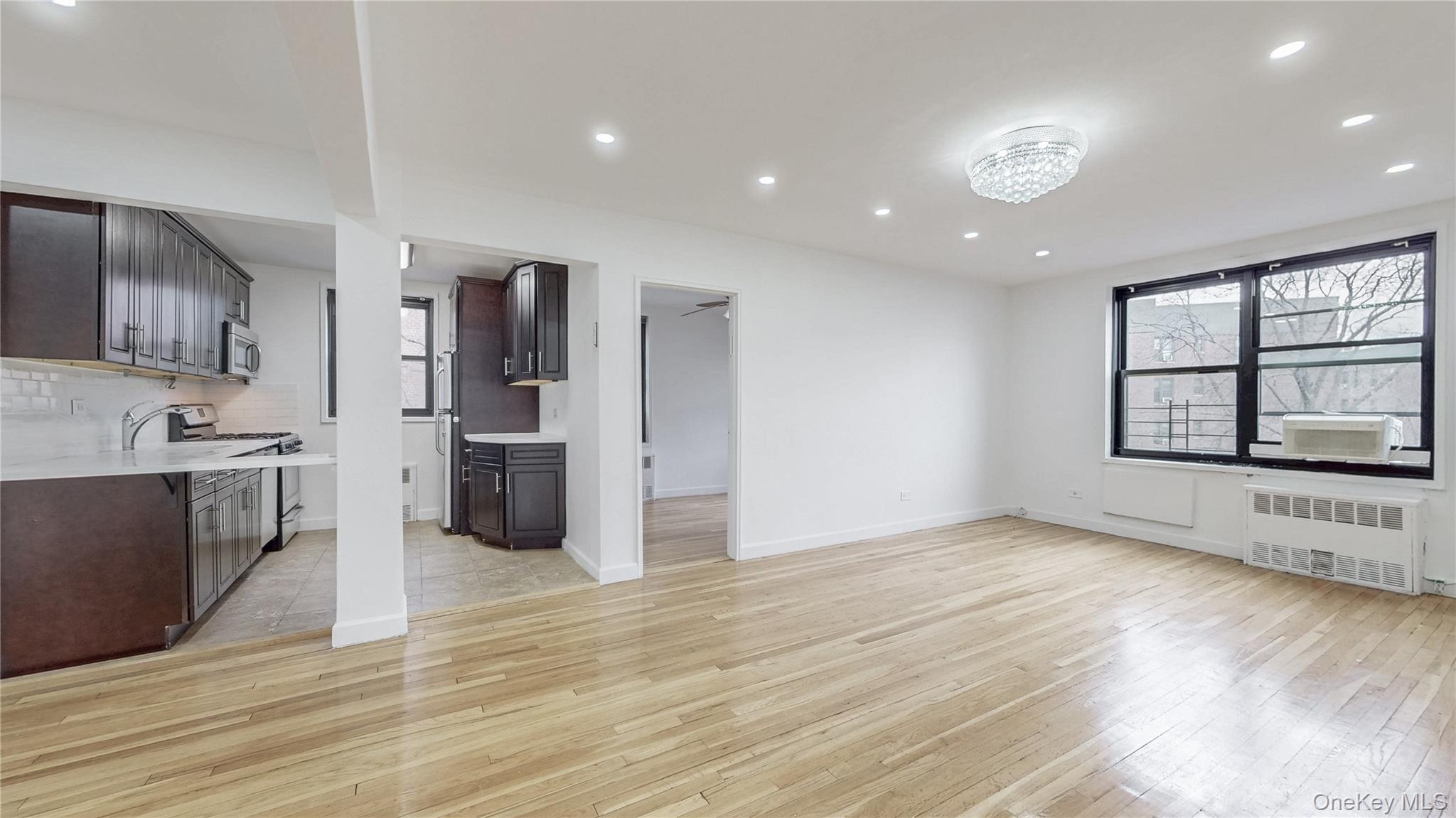 #6 photo, 139-15 83rd Avenue, कुईंस Briarwood , NY 11435