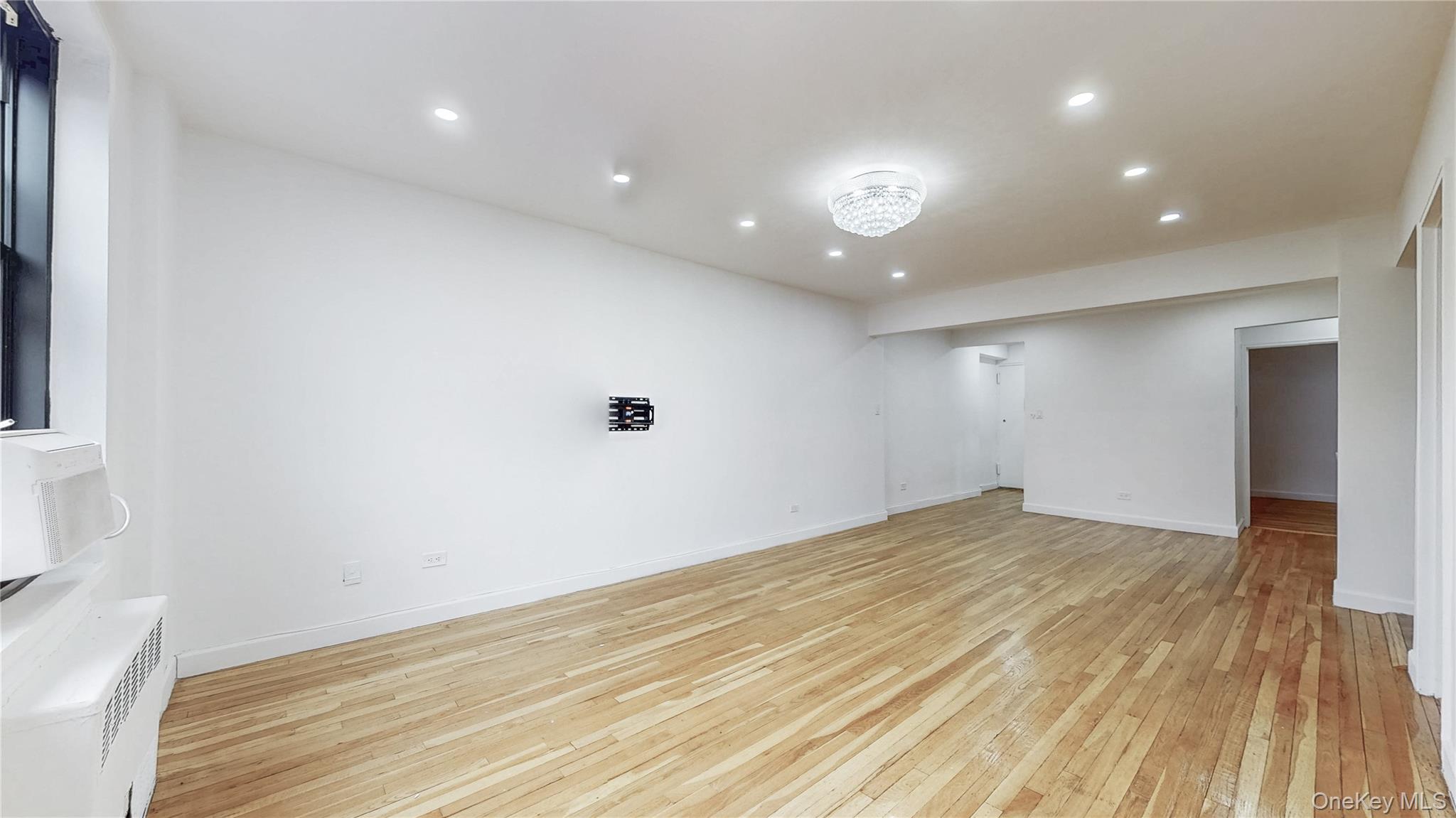 #7 photo, 139-15 83rd Avenue, कुईंस Briarwood , NY 11435