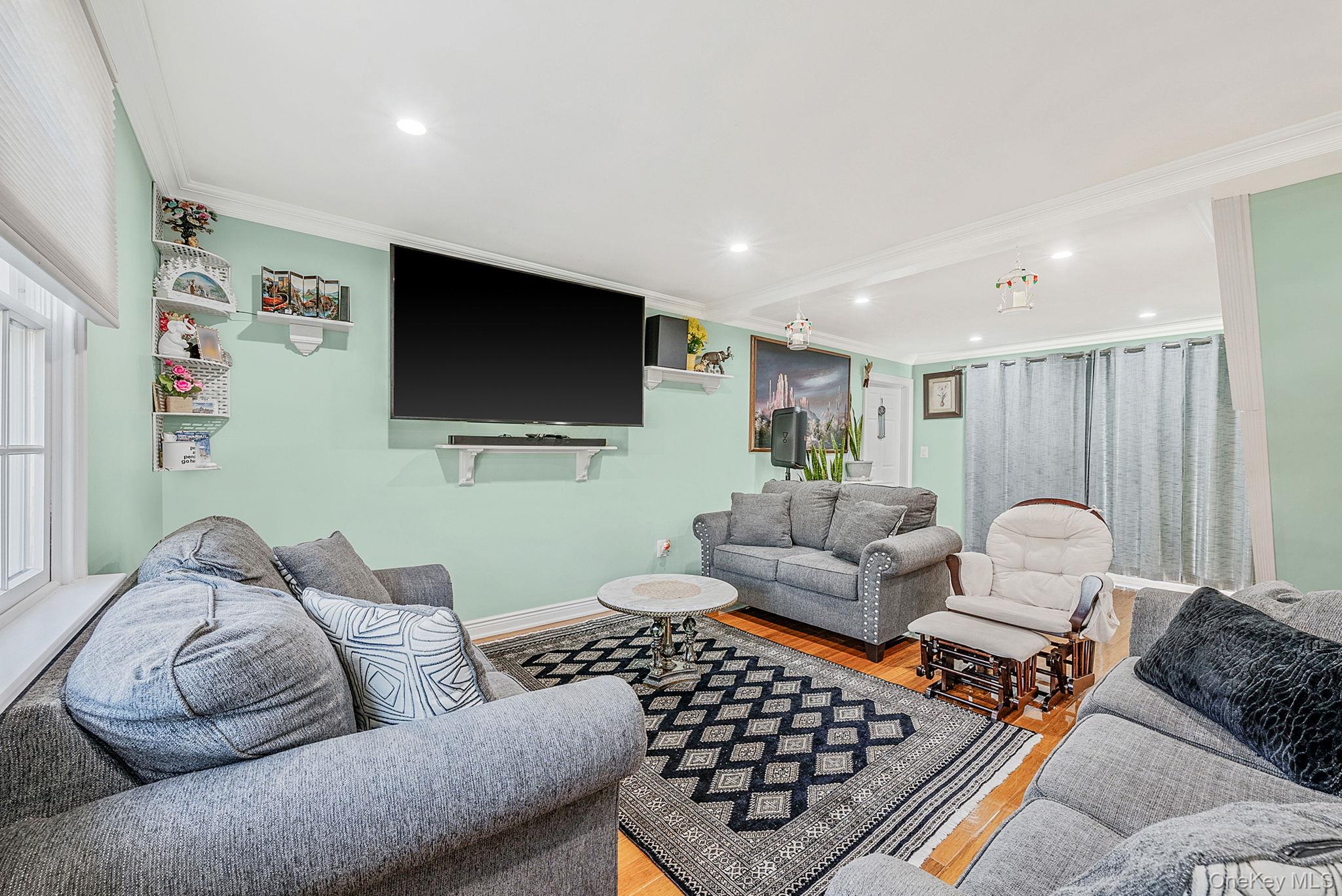 #4 photo, 20 Howe Road, سوفولك Coram , NY 11727