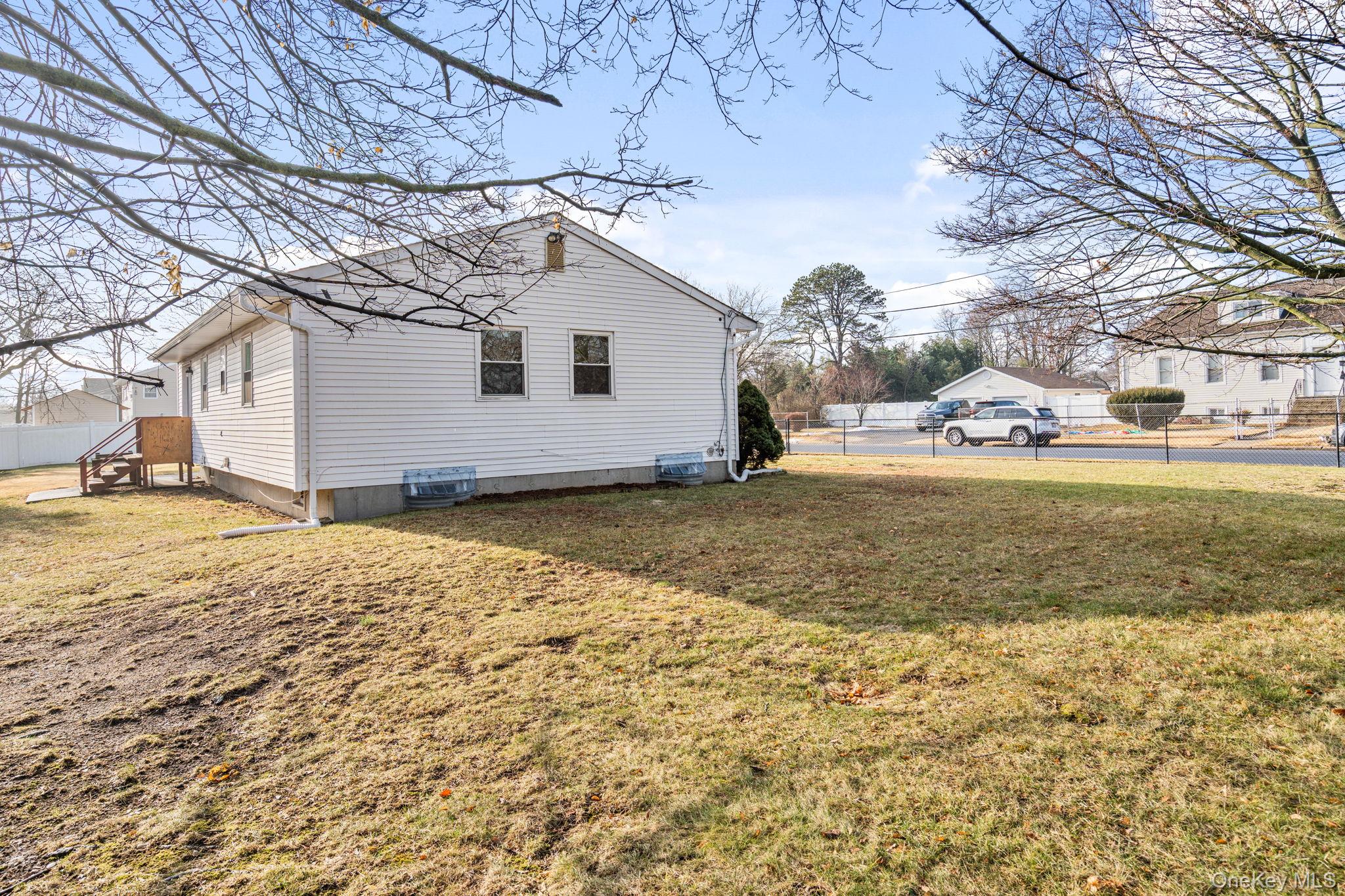 #5 photo, 43 Nimitz Avenue, Brentwood , NY 11717