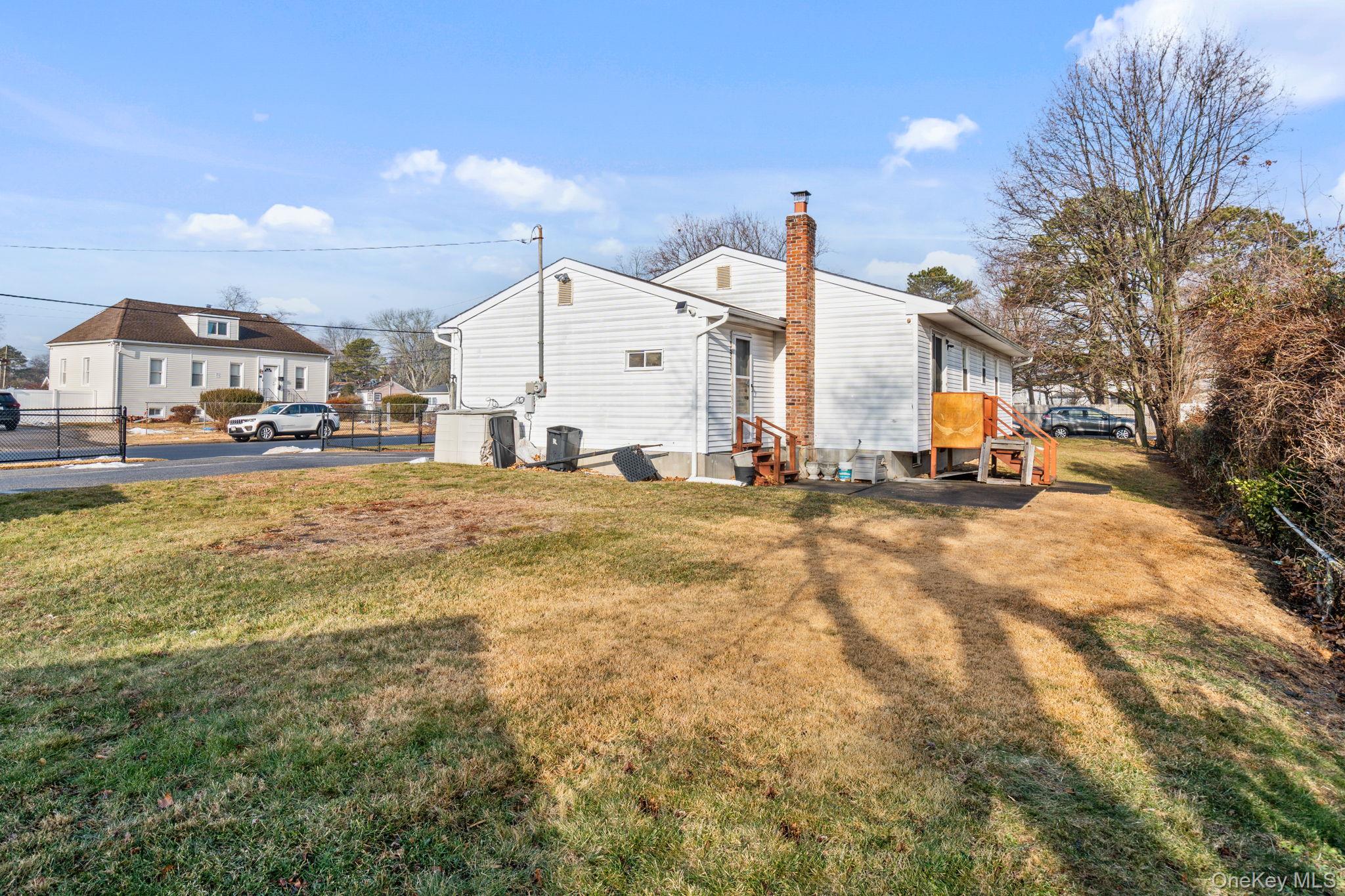 #7 photo, 43 Nimitz Avenue, Brentwood , NY 11717