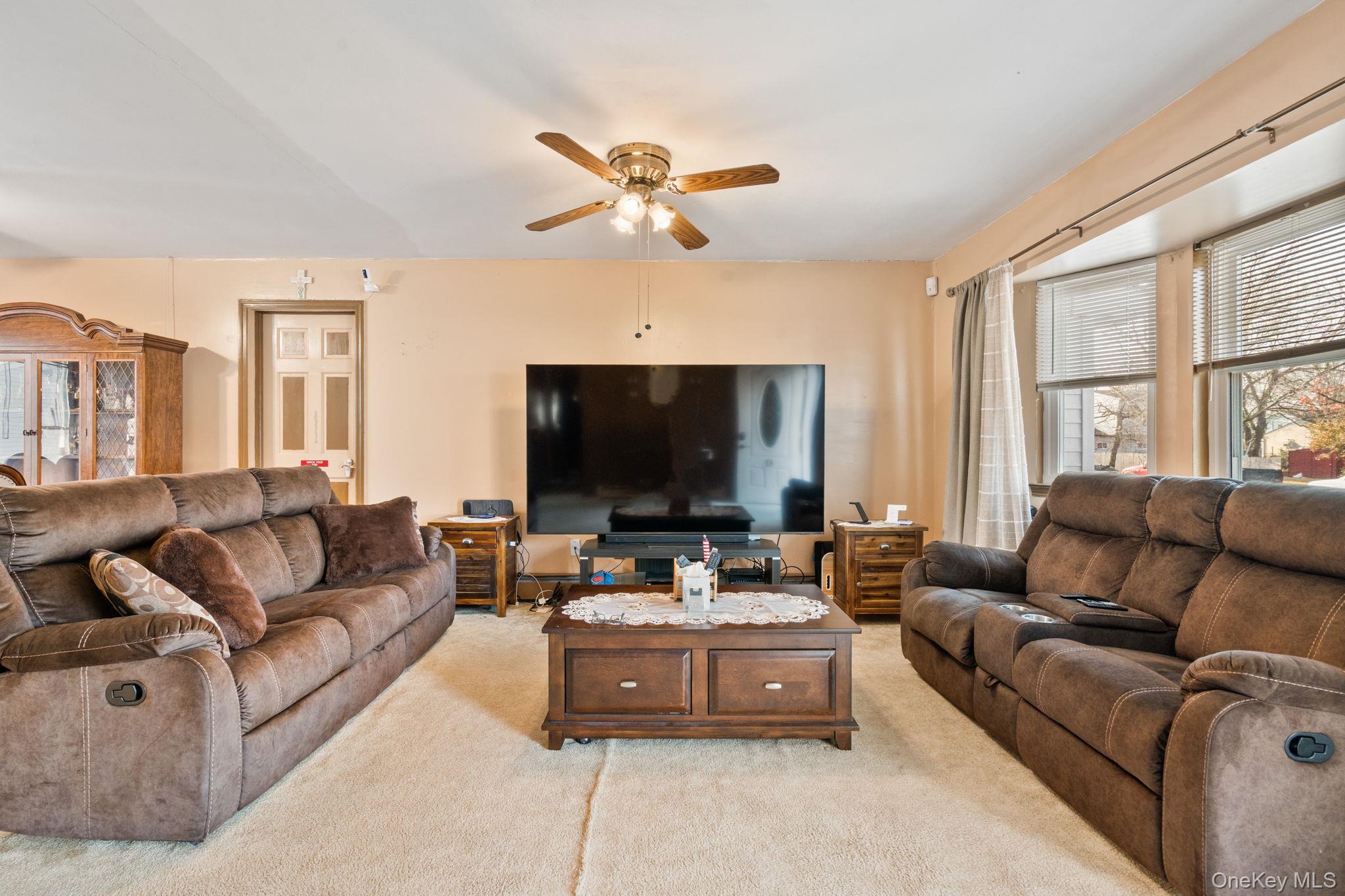 #9 photo, 43 Nimitz Avenue, Brentwood , NY 11717