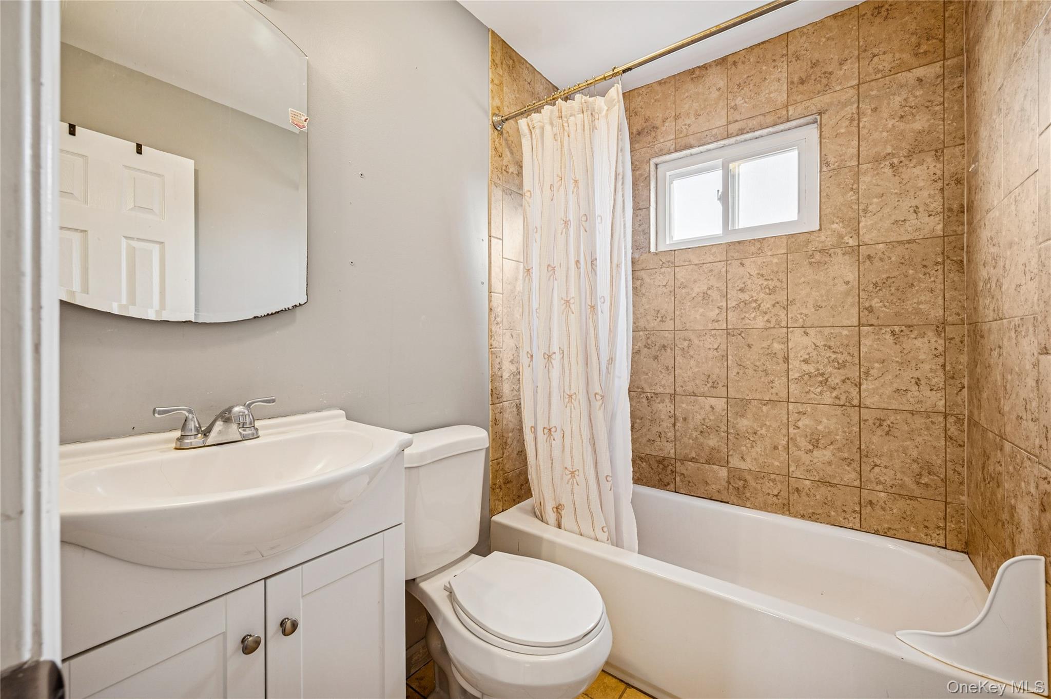 #18 photo, 603 Doane Avenue, Bellport , NY 11713