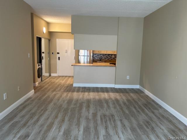 #5 photo, 725 Miller Avenue, Freeport , NY 11520