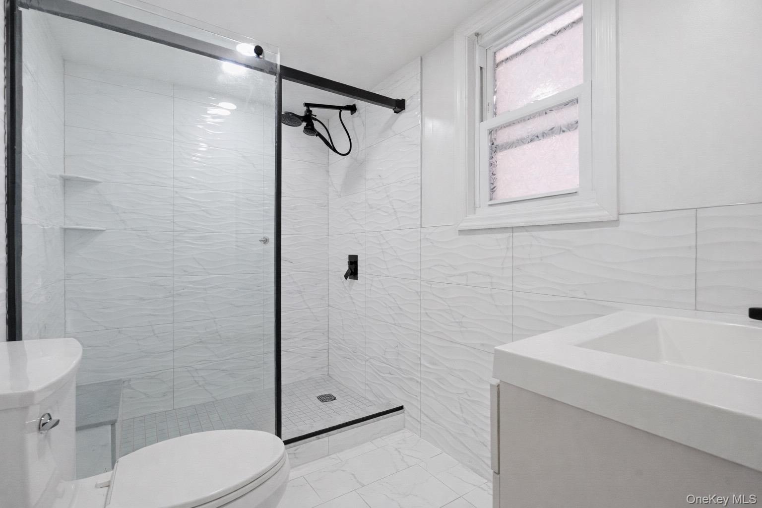 #10 photo, 6089 54th Street, كوينز Maspeth , NY 11378