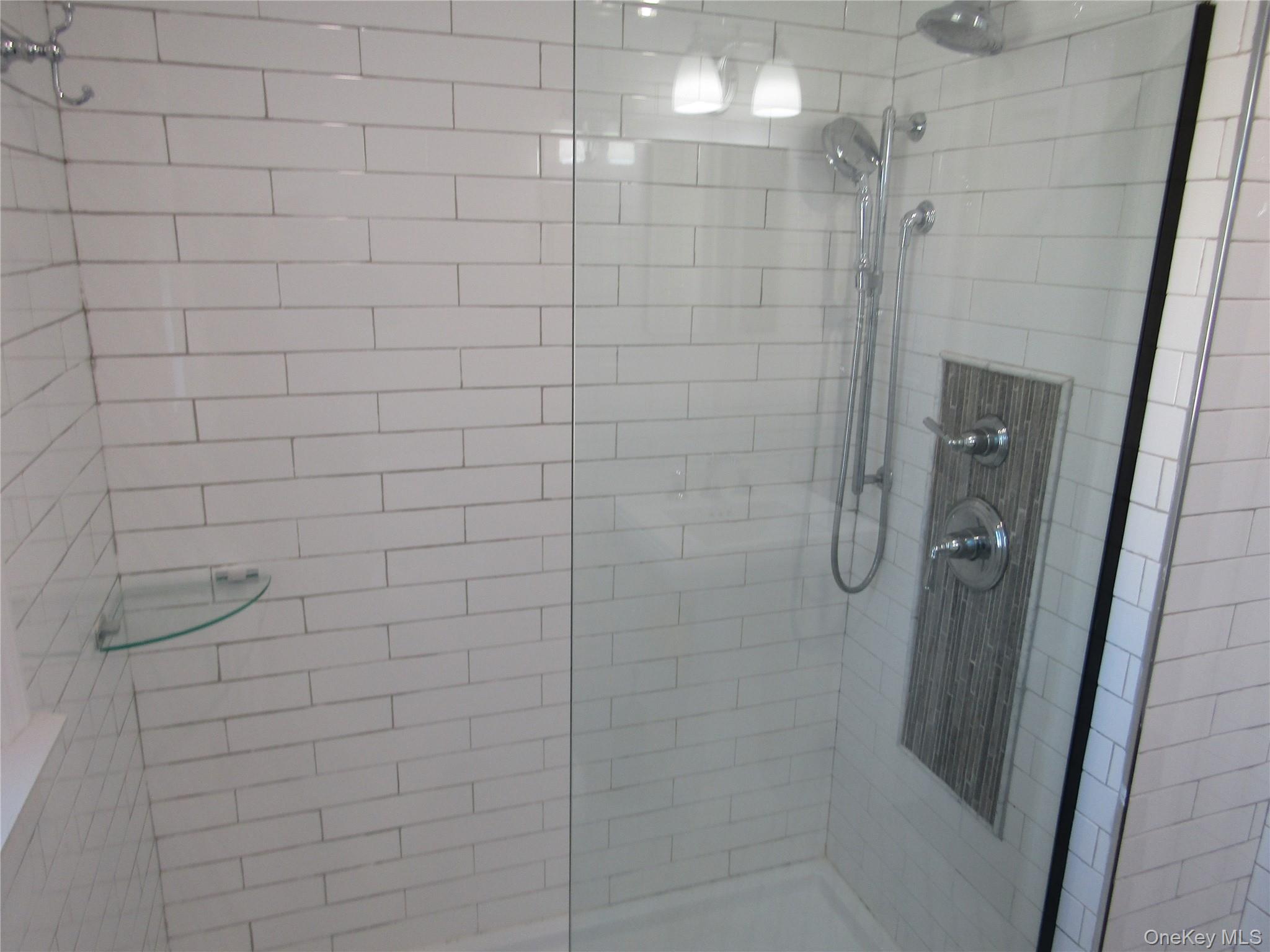 #12 photo, 321 Redmont Road, West Hempstead , NY 11552