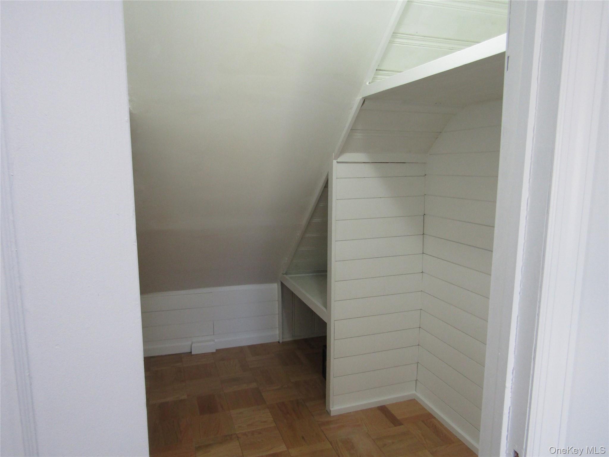 #16 photo, 321 Redmont Road, West Hempstead , NY 11552