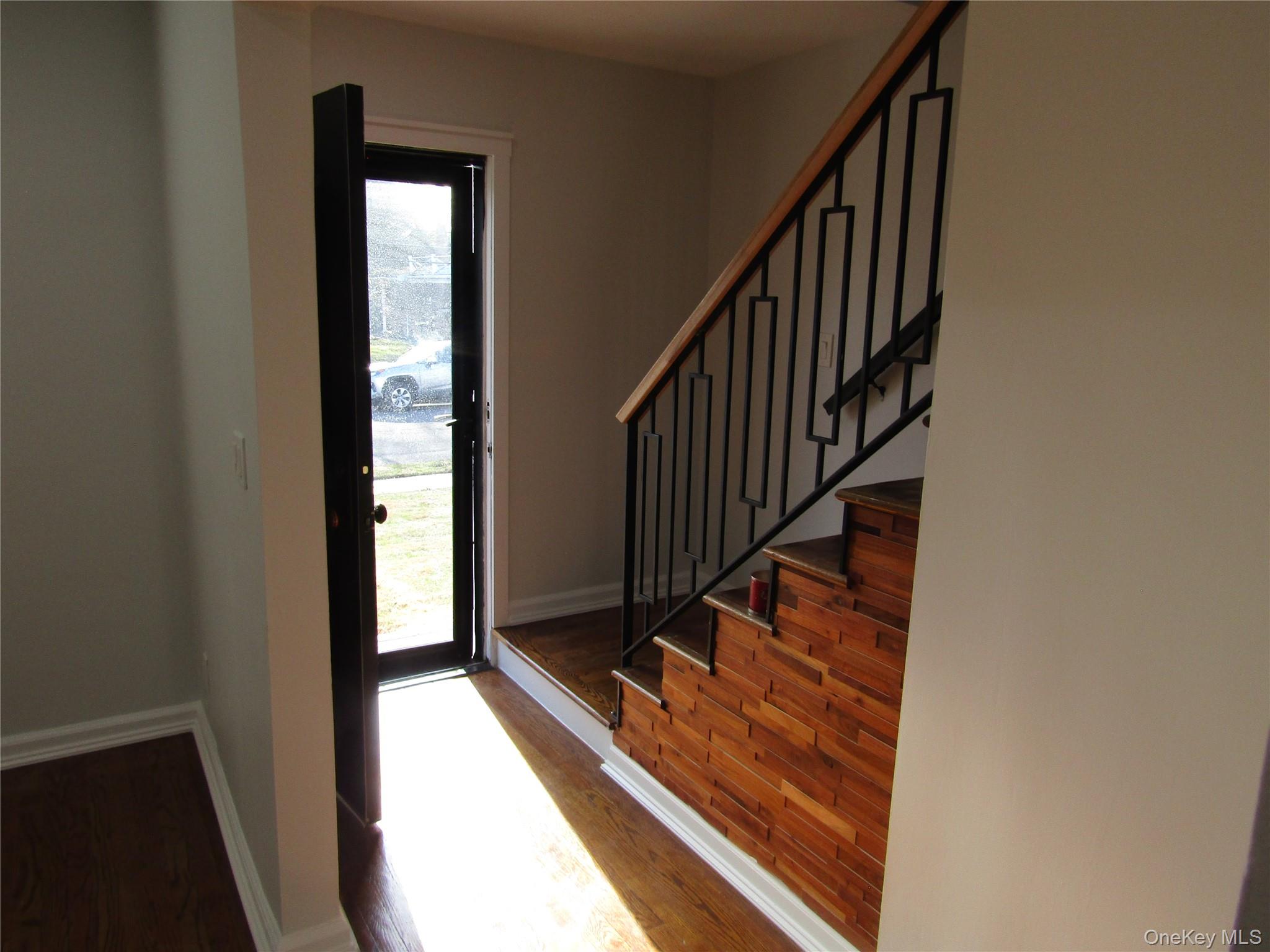 #2 photo, 321 Redmont Road, West Hempstead , NY 11552