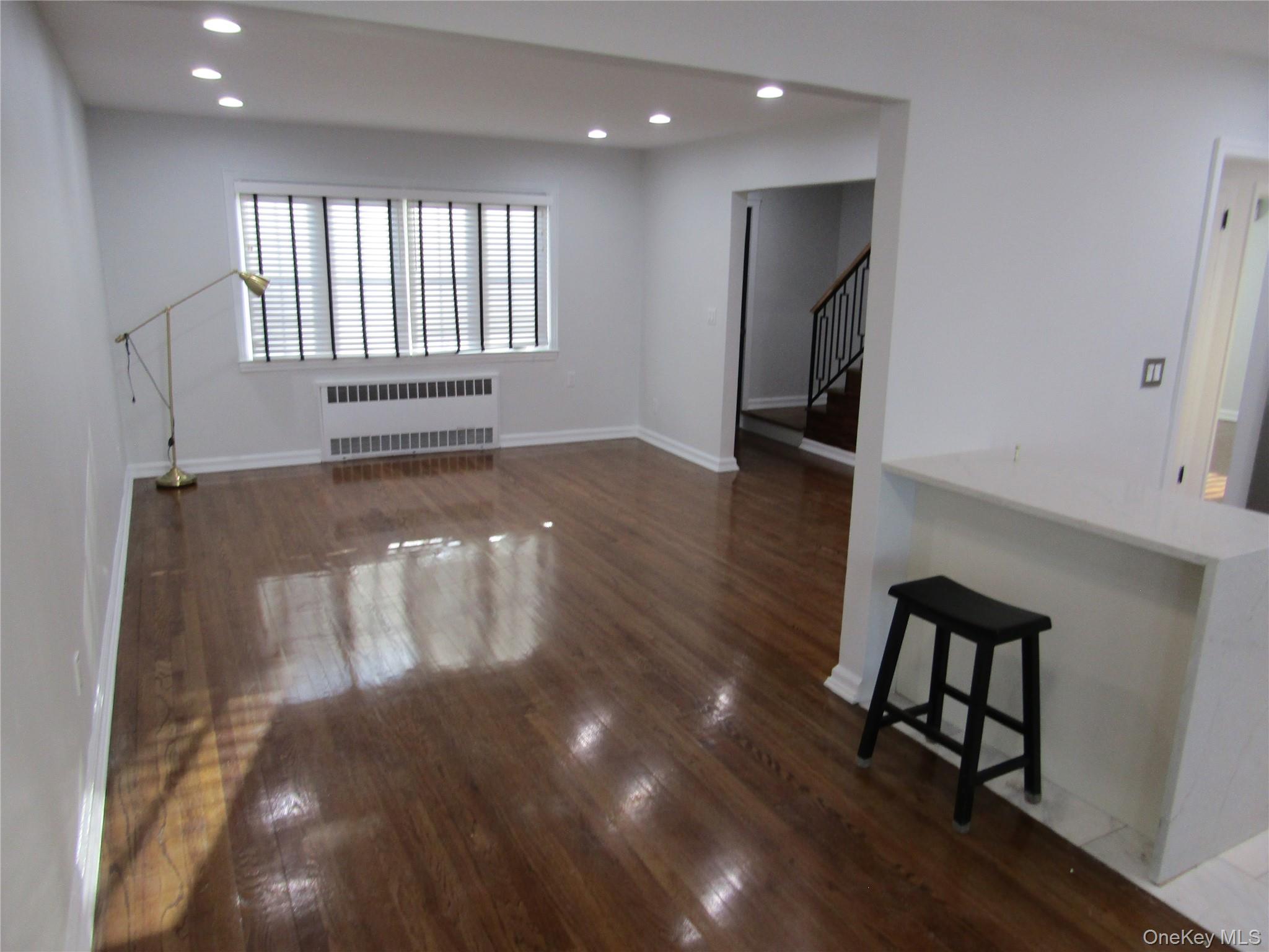 #6 photo, 321 Redmont Road, West Hempstead , NY 11552