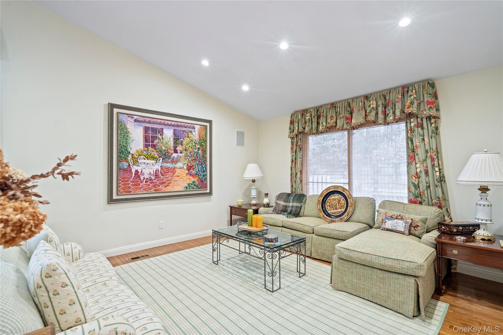 #8 photo, 260 Vista Drive, Jericho , NY 11753