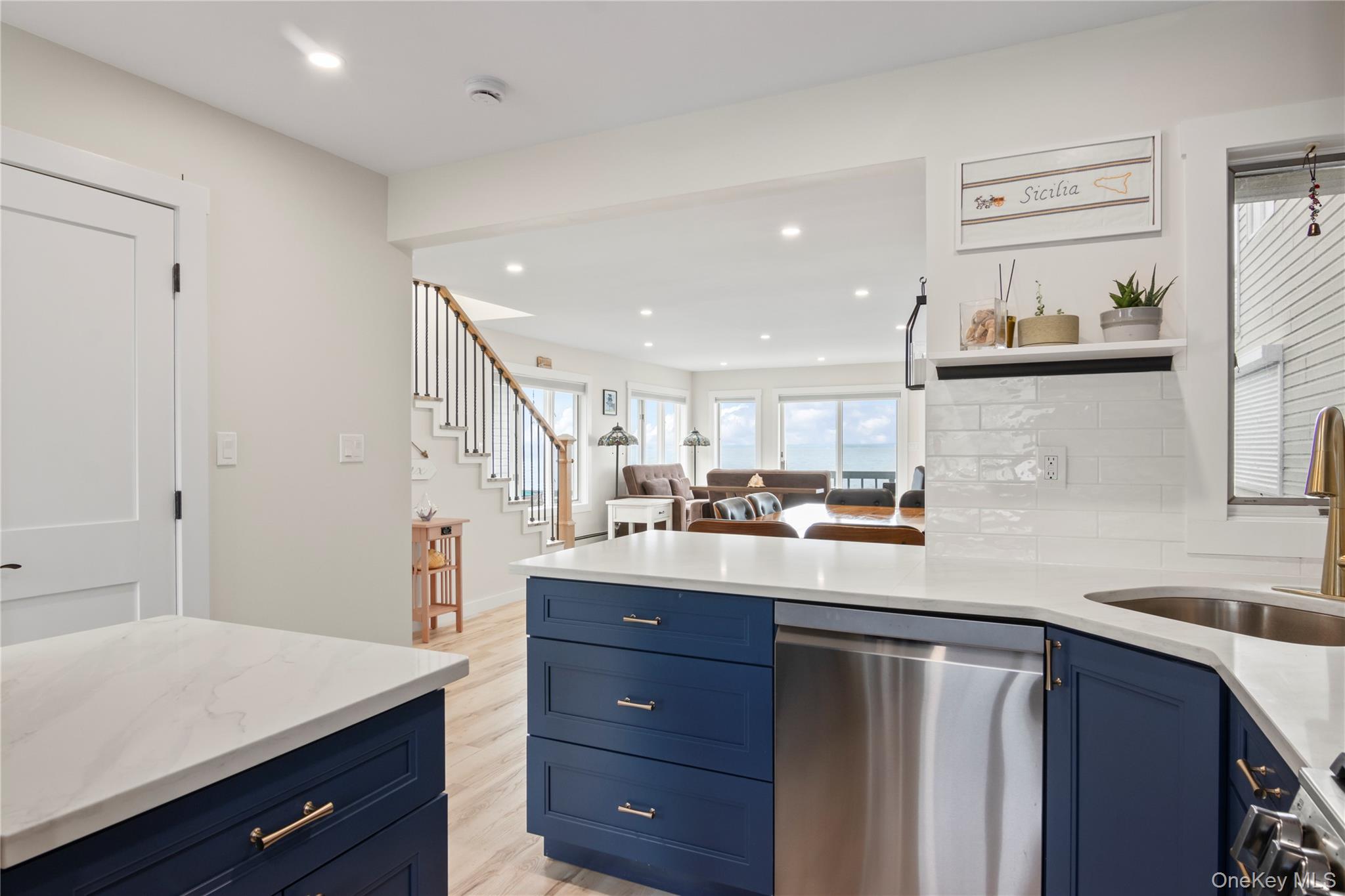 #10 photo, 19 Pine Lane, Bayville , NY 11709