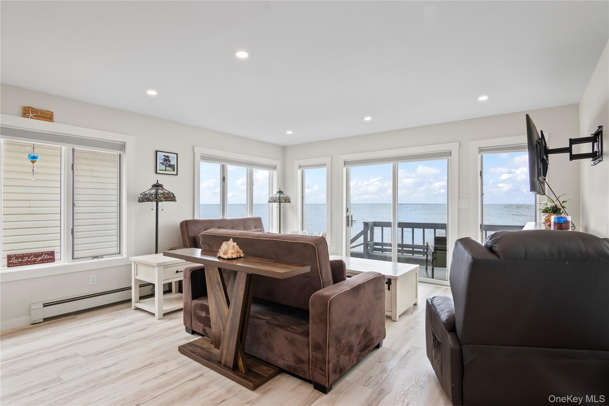 #8 photo, 19 Pine Lane, Bayville , NY 11709