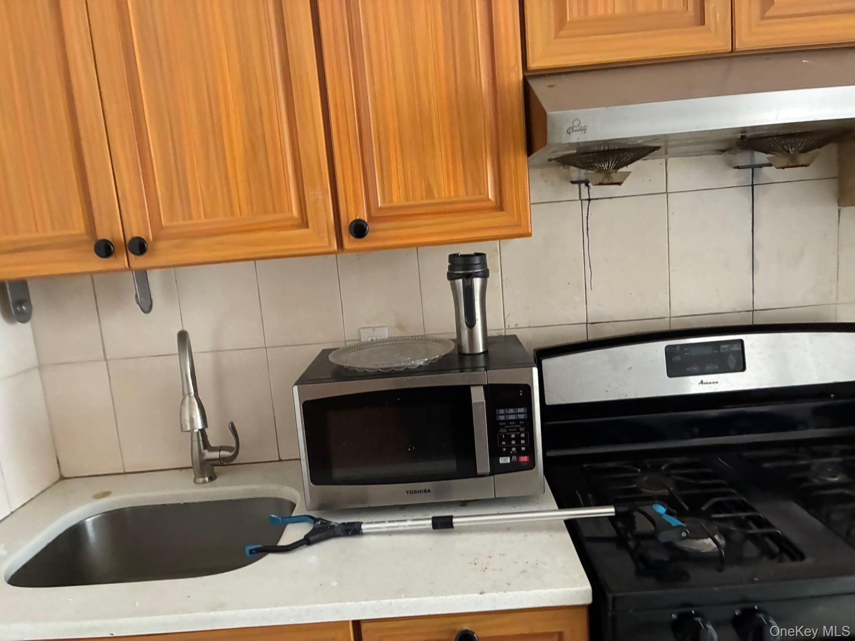 #11 photo, 107 Beadel Street, ब्रुकलीन Brooklyn , NY 11222