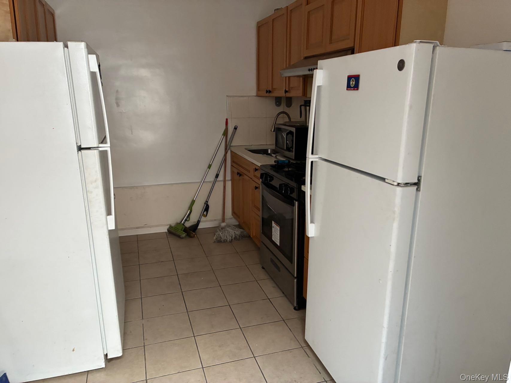 #8 photo, 107 Beadel Street, ब्रुकलीन Brooklyn , NY 11222