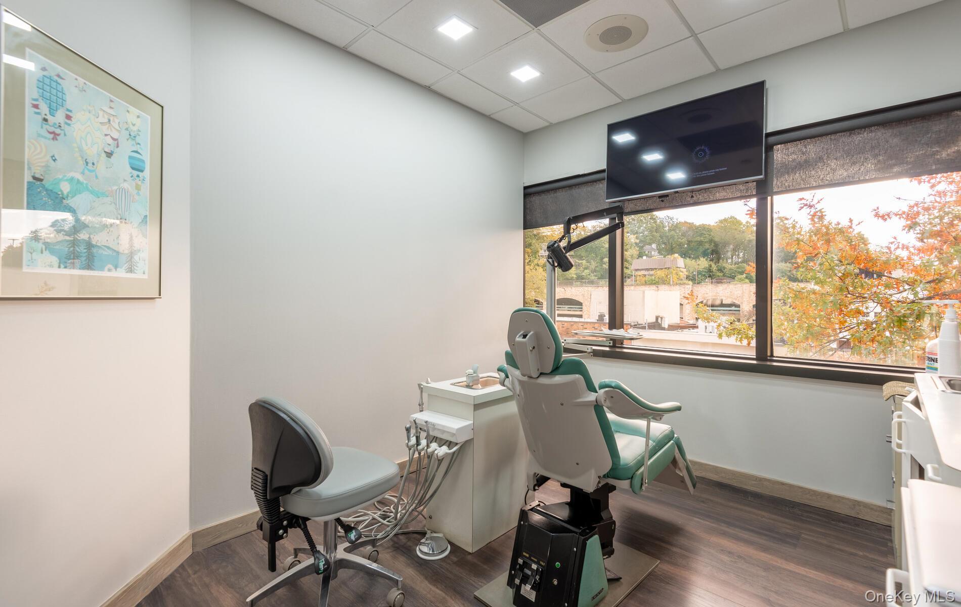 #4 photo, 3 School Street, Glen Cove , NY 11542