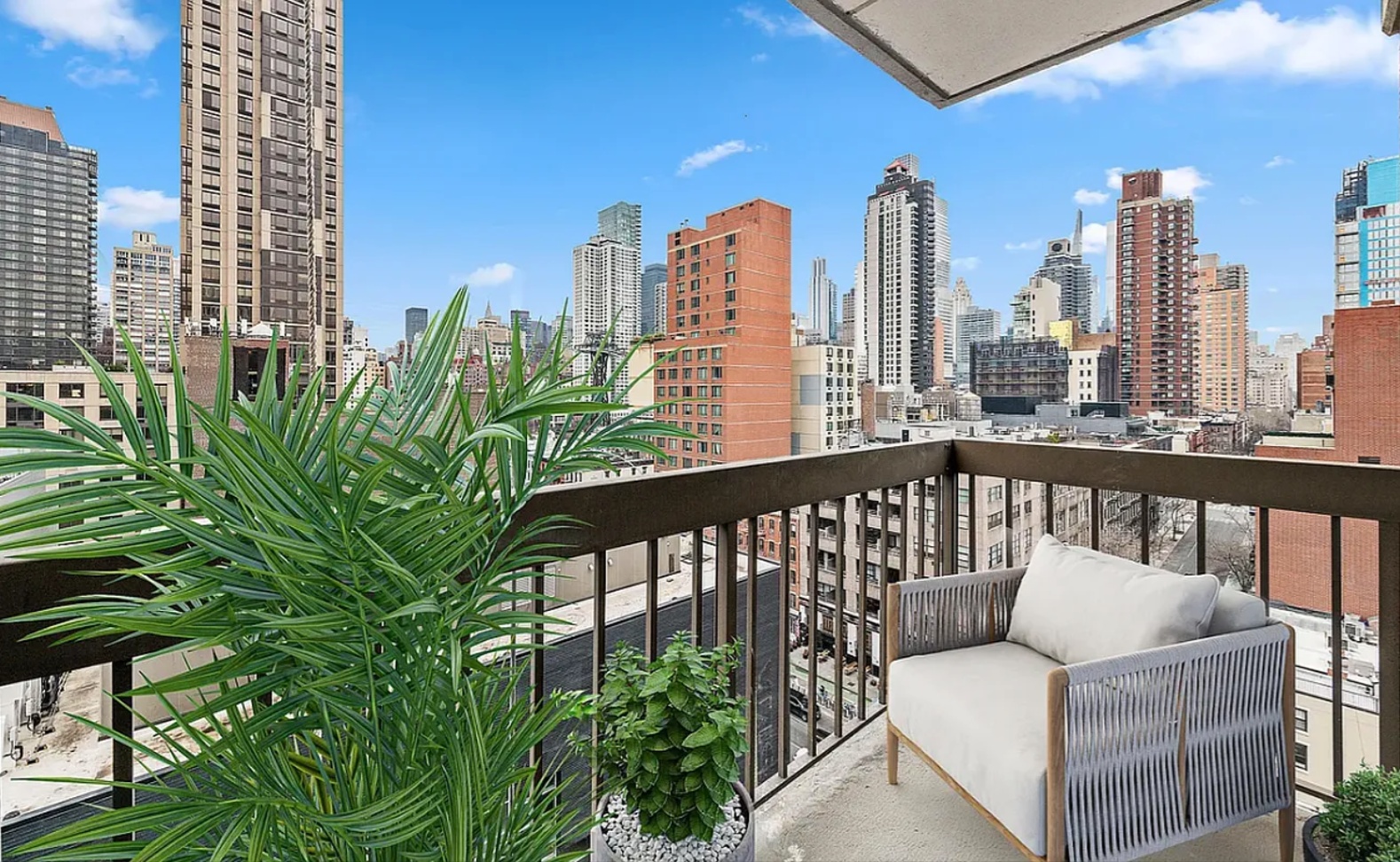 #4 photo, New York City, 맨해튼 Upper East Side , NY 10065