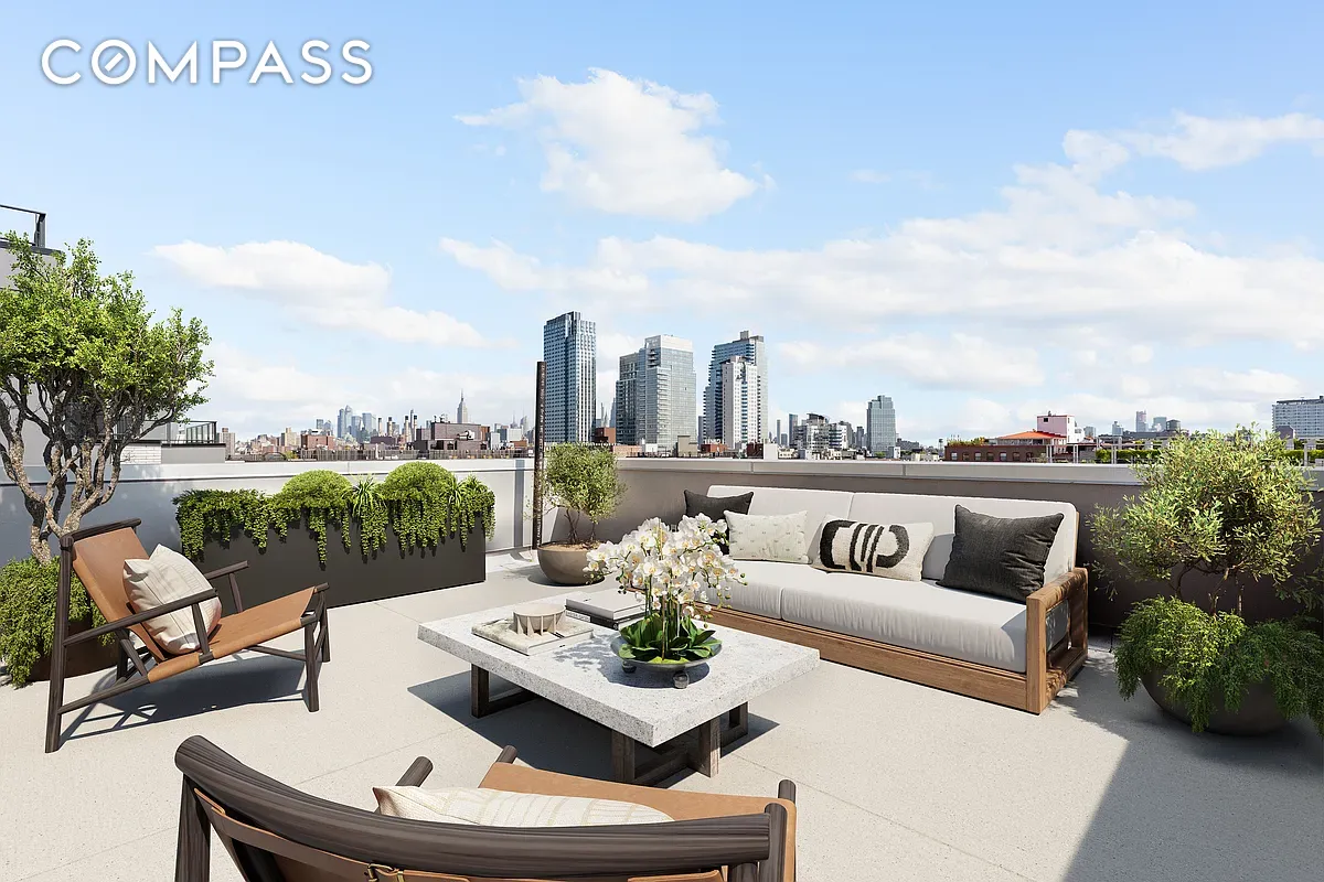 #13 photo, 96 N 1st Street, Williamsburg , NY 11249