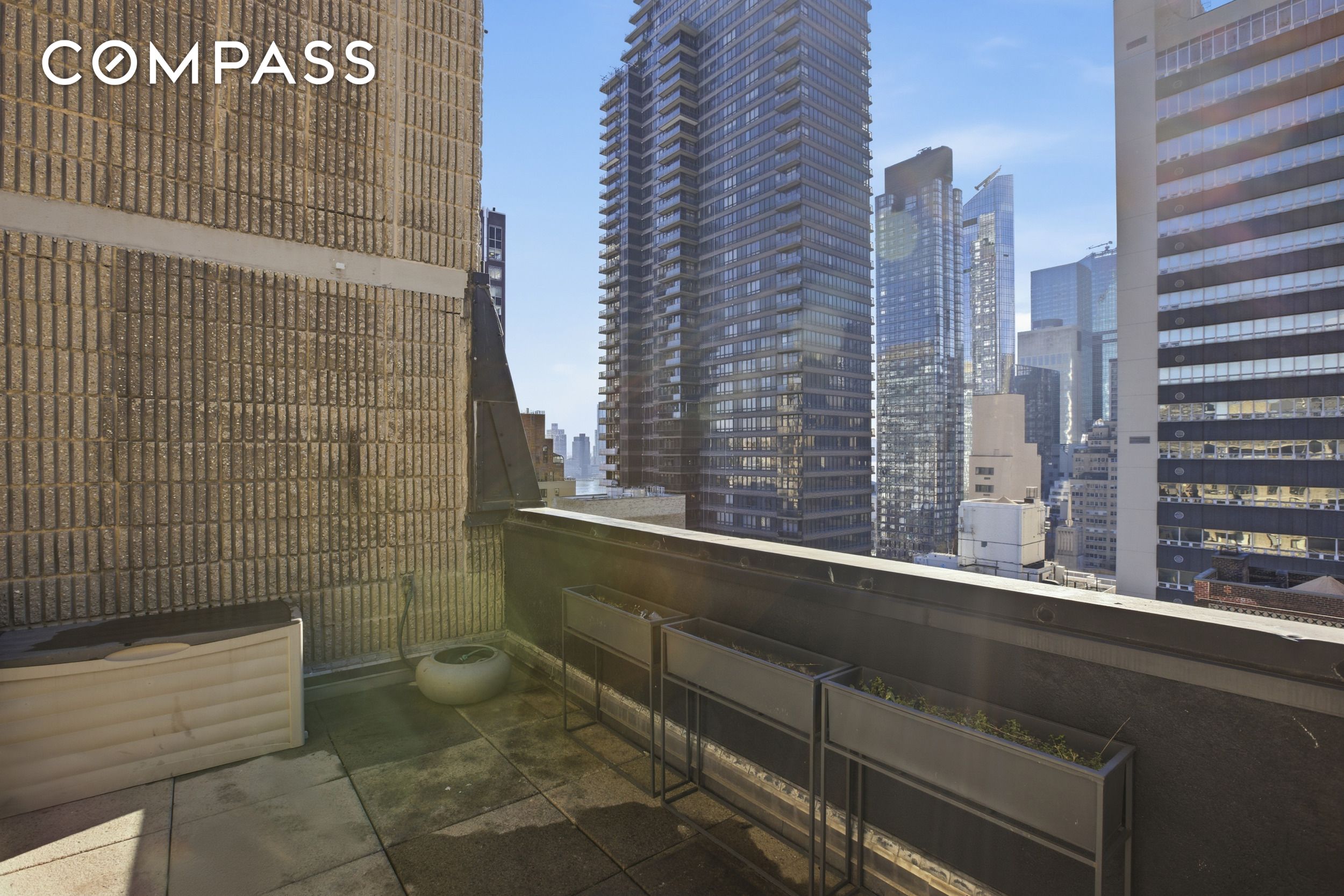 #16 photo, 309 E 49th Street, Midtown East , NY 10017