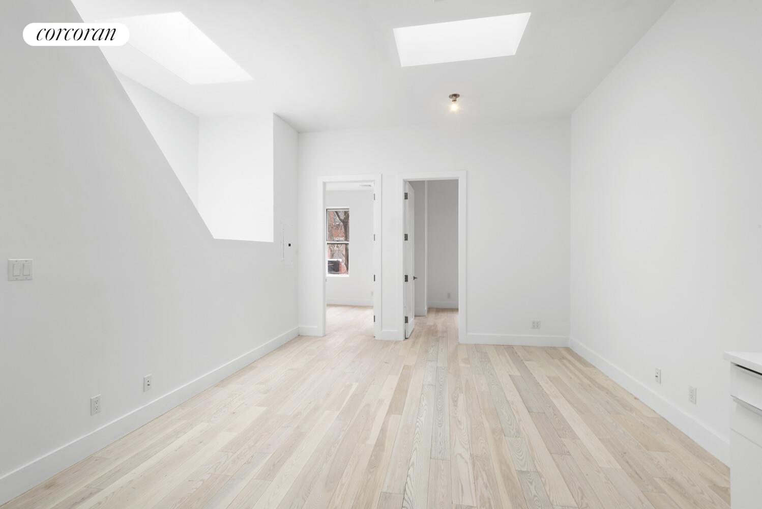 #3 photo, Brooklyn, הברונקס Greenpoint , NY 11222