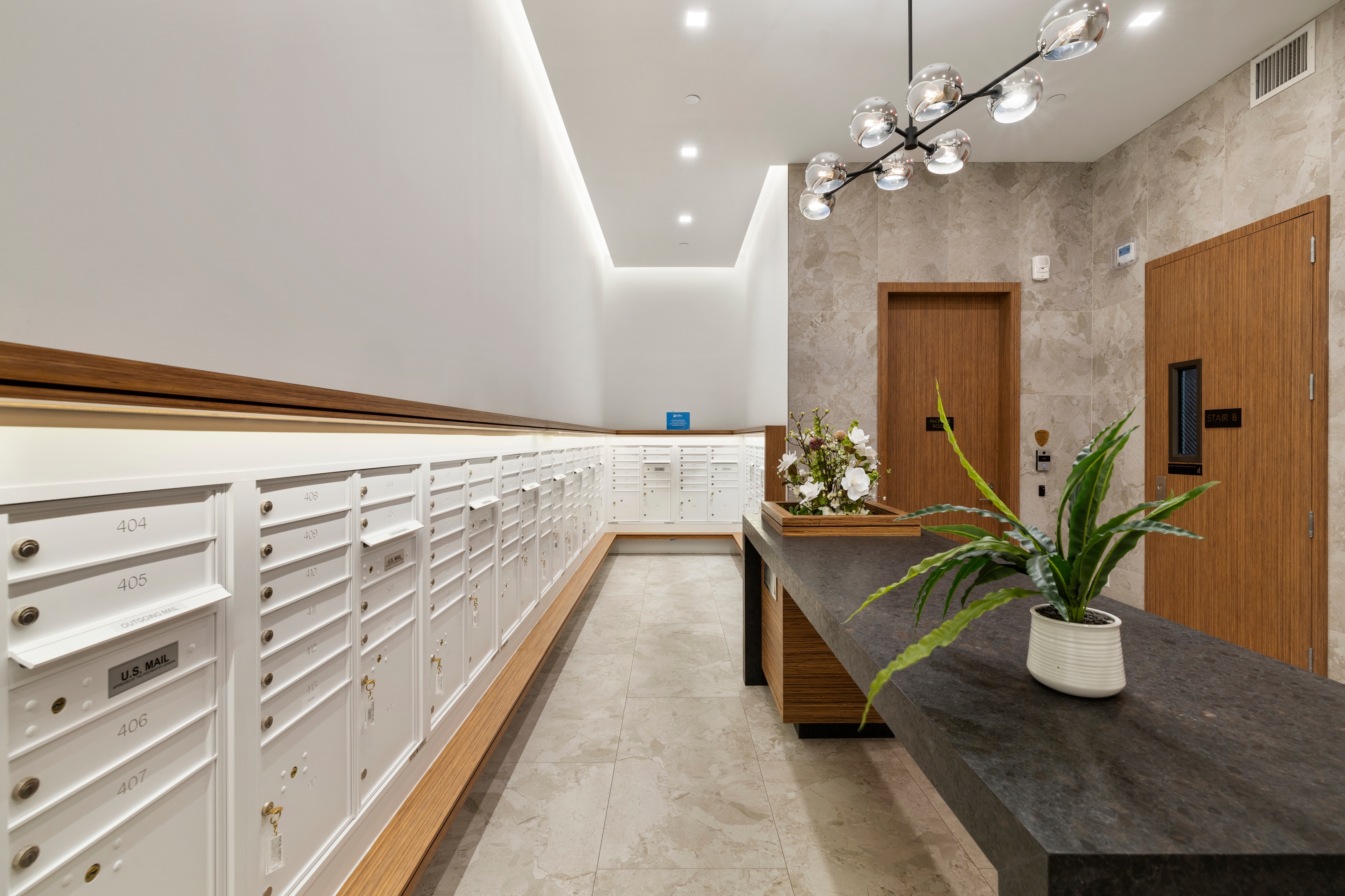 #7 photo, Bronx, 布朗士 Concourse Village , NY 10451