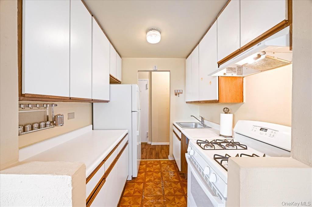 #11 photo, 2015 St Paul Avenue, 布朗士 Bronx , NY 10461