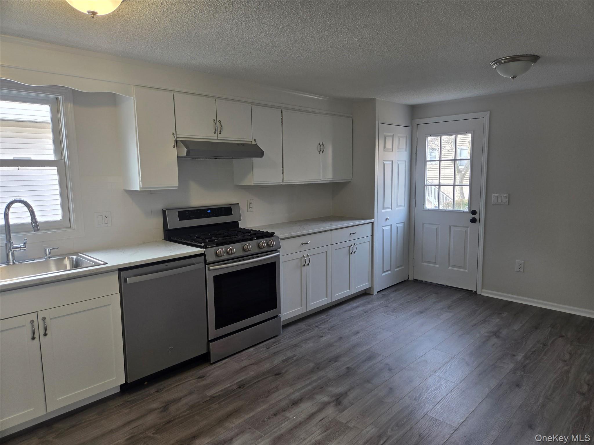 #5 photo, 114 Washington Street, Port Chester , NY 10573