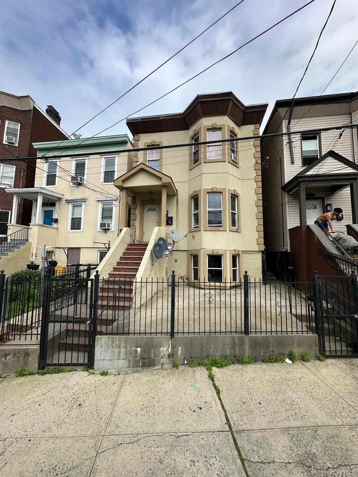 #1 photo, 110 Beech Street, Yonkers , NY 10701