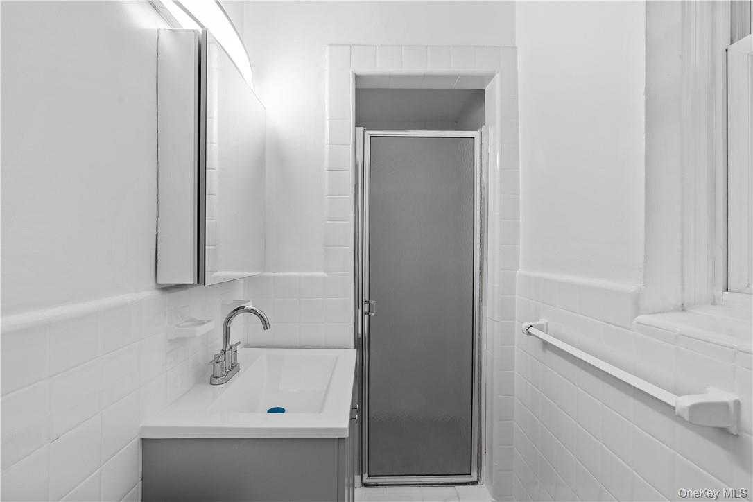 #11 photo, 700 Scarsdale Avenue, Scarsdale , NY 10583