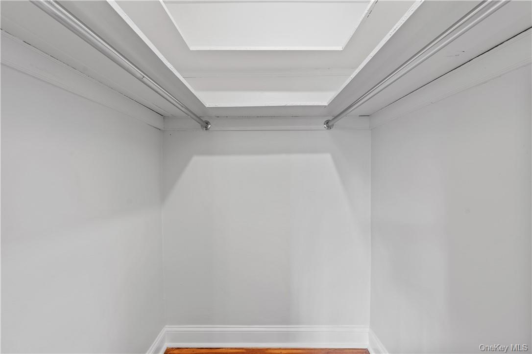 #12 photo, 700 Scarsdale Avenue, Scarsdale , NY 10583