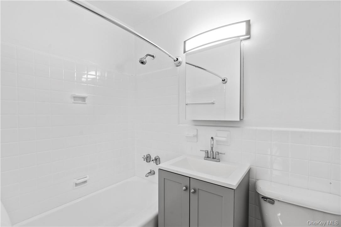 #15 photo, 700 Scarsdale Avenue, Scarsdale , NY 10583