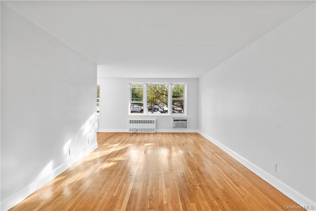 #3 photo, 700 Scarsdale Avenue, Scarsdale , NY 10583