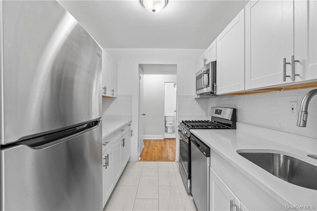 #7 photo, 700 Scarsdale Avenue, Scarsdale , NY 10583