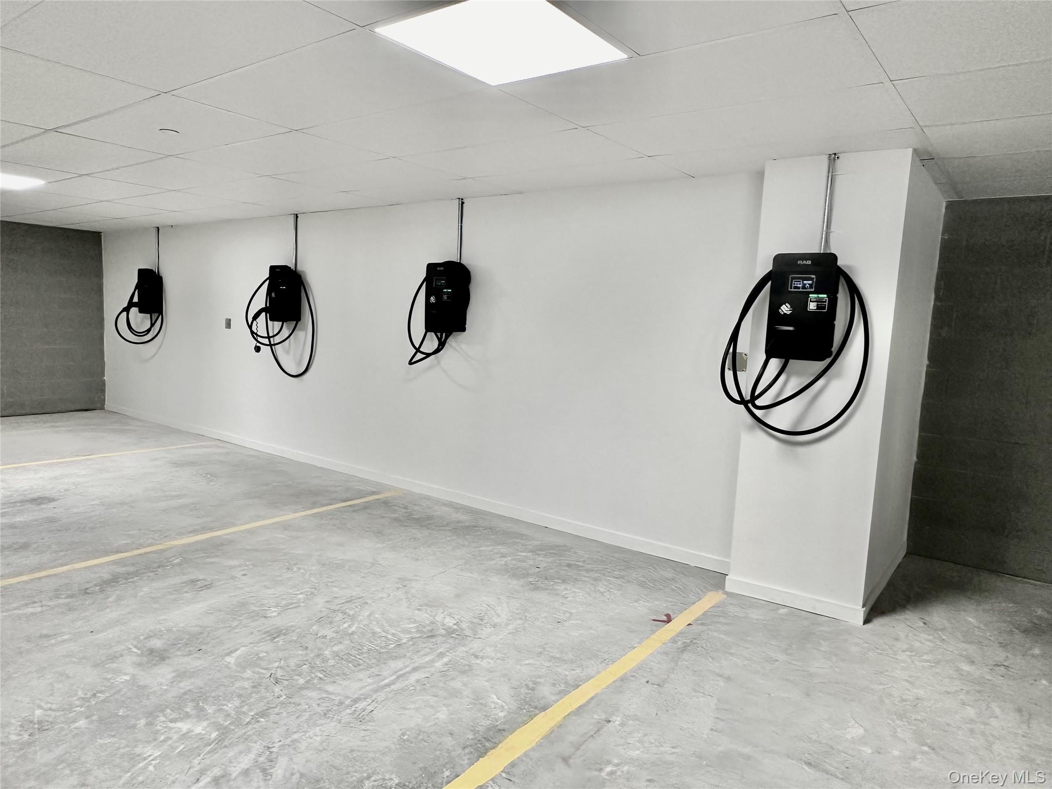 #18 photo, 585 Main Street, Armonk , NY 10504