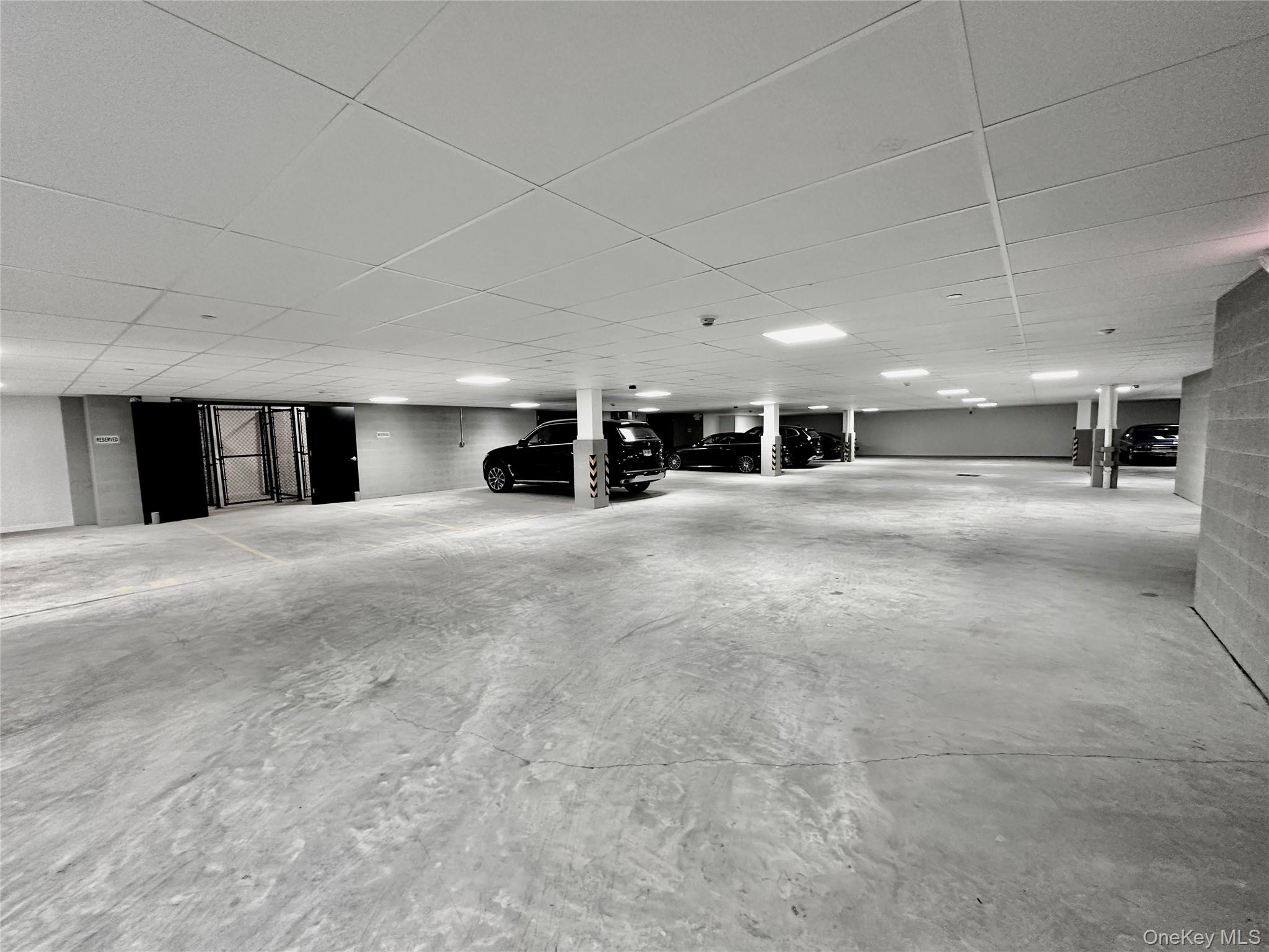 #19 photo, 585 Main Street, Armonk , NY 10504