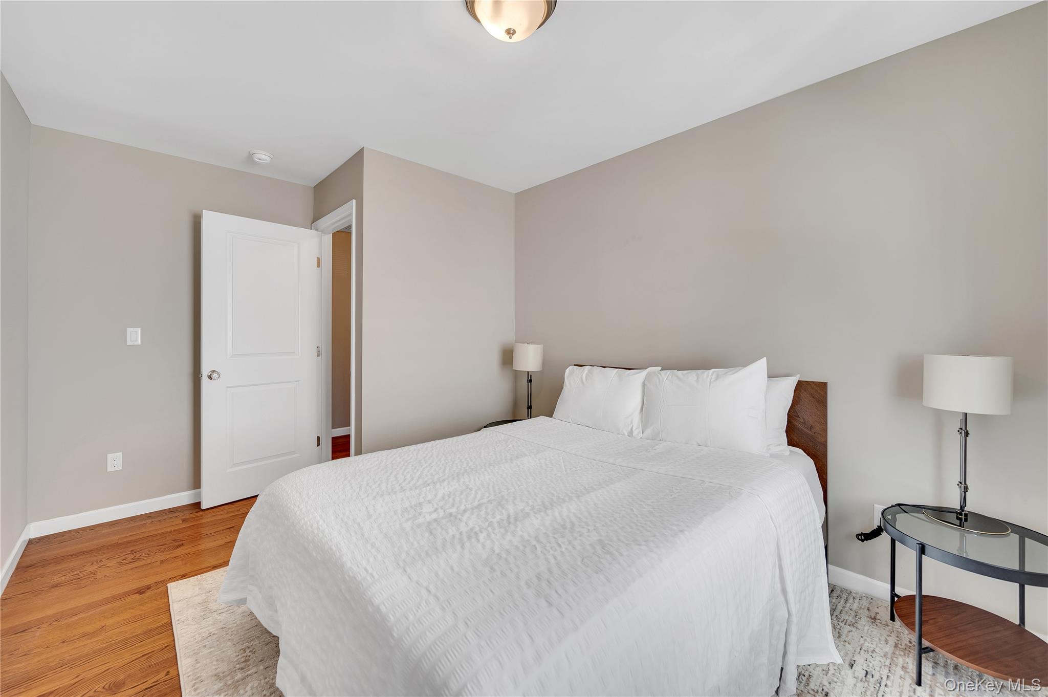 #19 photo, 422 Midland Avenue, Rye , NY 10580