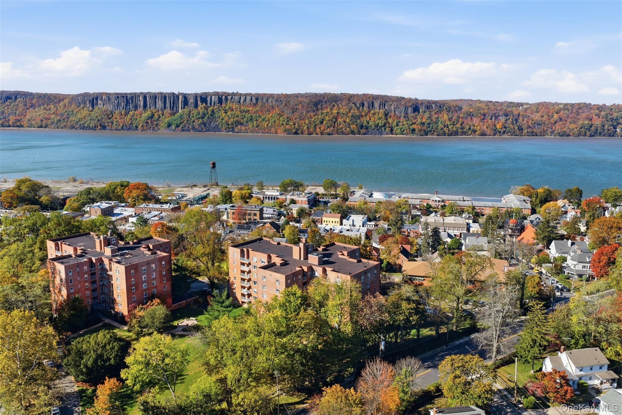 #20 photo, 565 Broadway, Hastings-on-Hudson , NY 10706